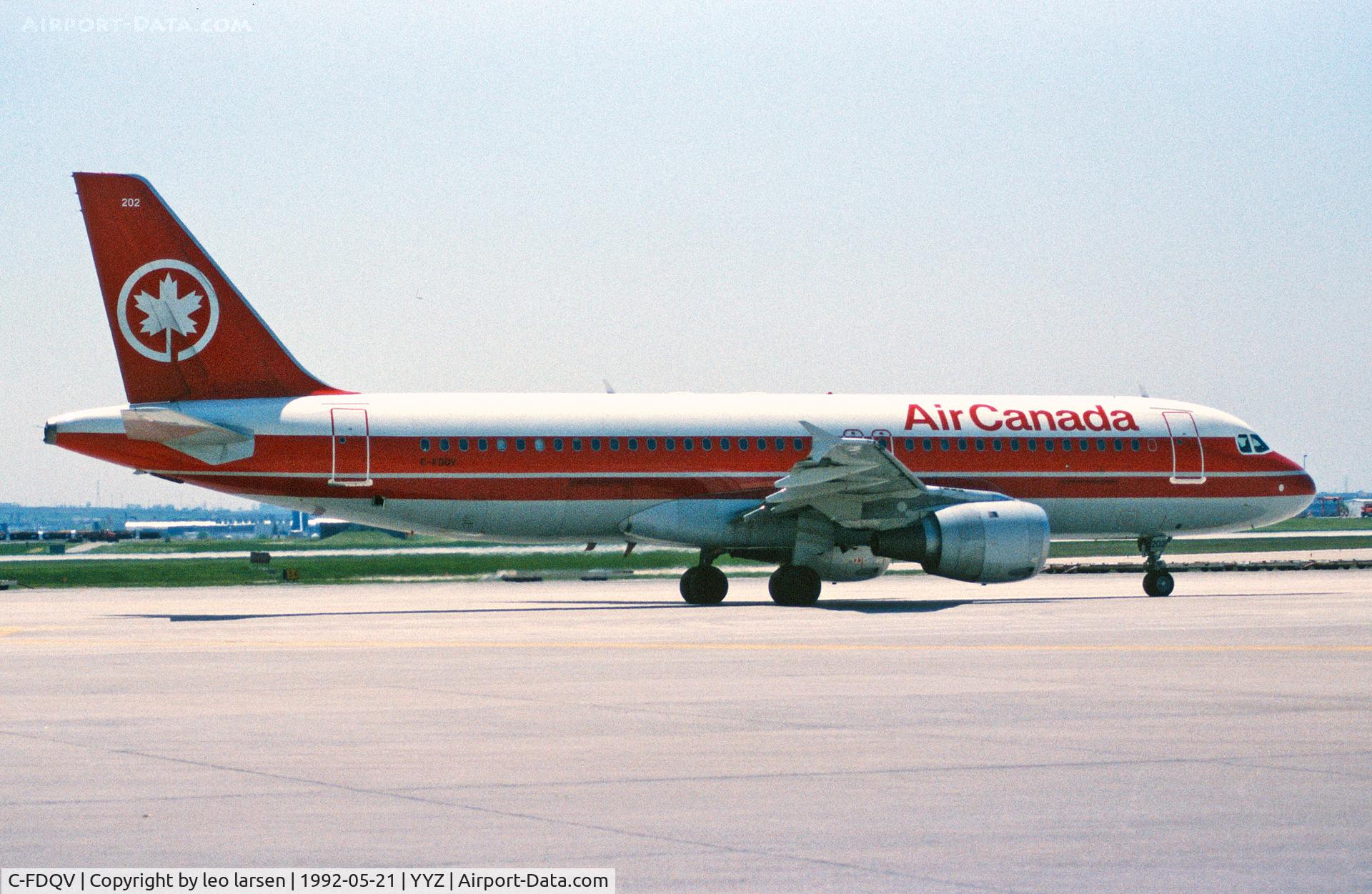 C-FDQV, 1988 Airbus A320-211 C/N 068, Totonto 21.5.1992