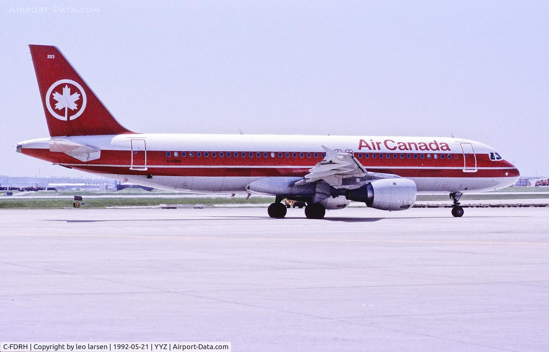 C-FDRH, 1989 Airbus A320-211 C/N 073, Toronto 21.5.1992