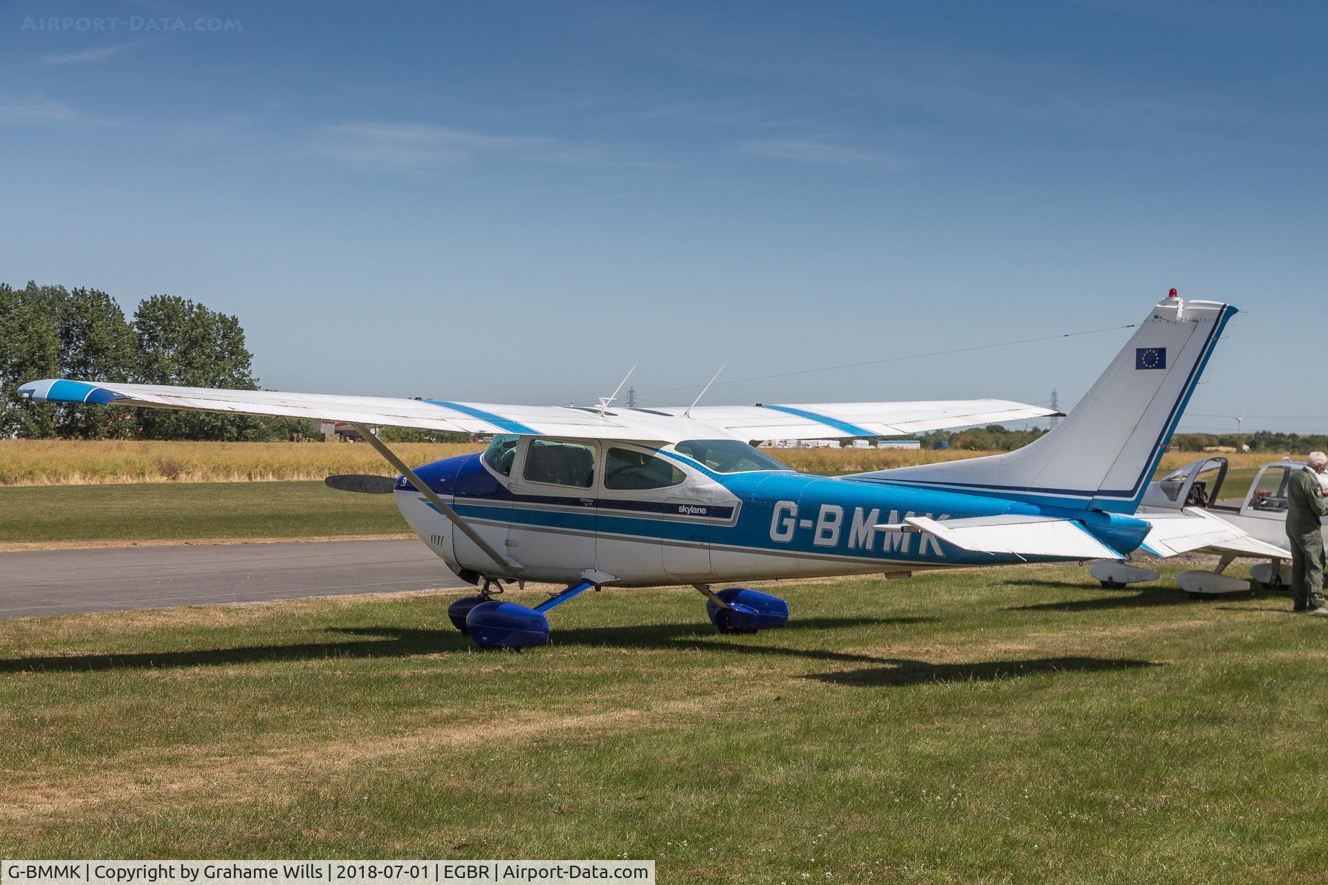 G-BMMK, 1975 Cessna 182P Skylane C/N 182-64117, Cessna 182P G-BMMK Lambley Flying Group Breighton 1/7/18