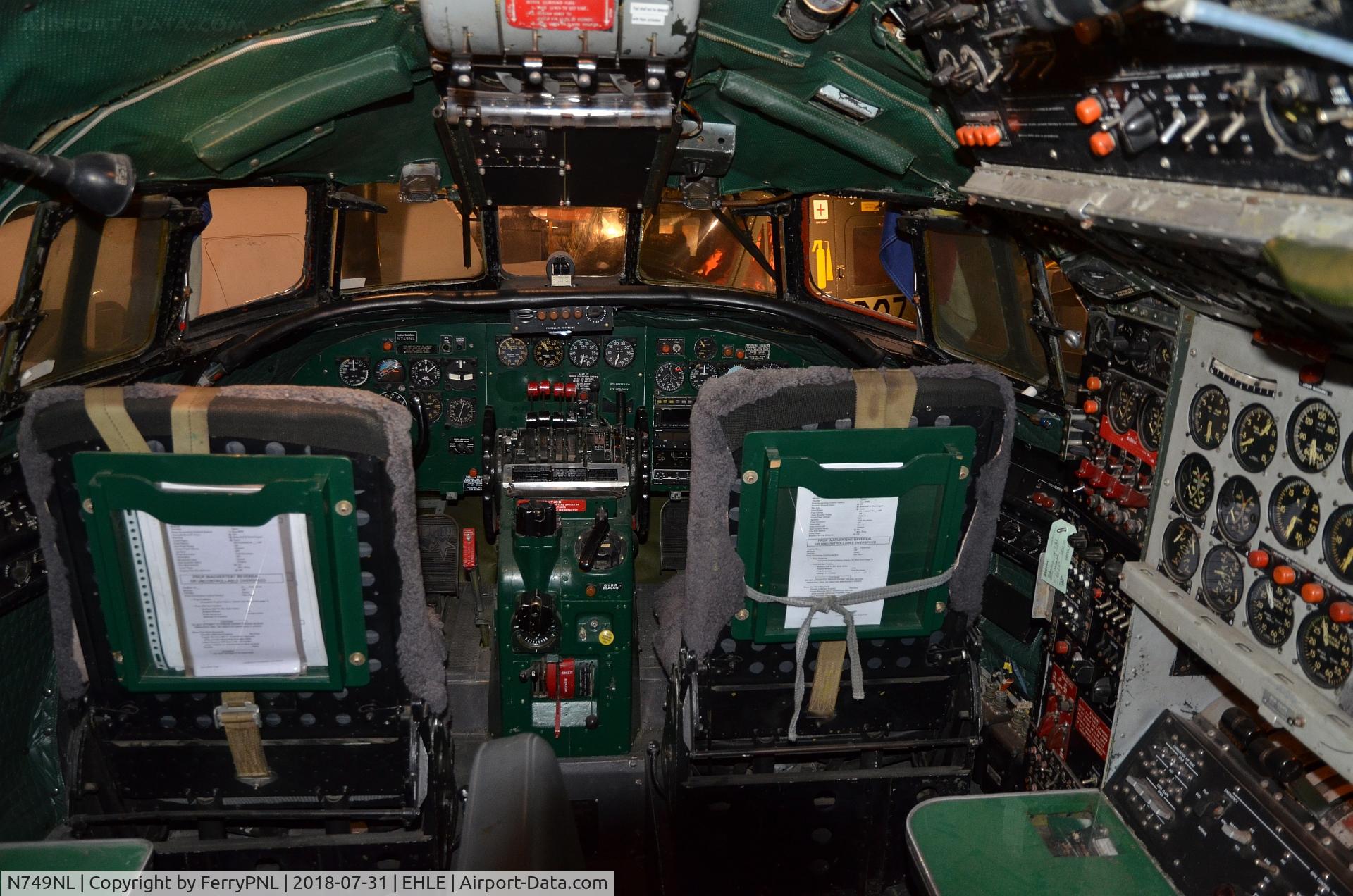 N749NL, 1949 Lockheed L-749-79 Constellation C/N 2604, Connie flight deck.