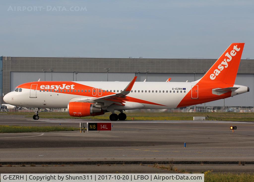 G-EZRH, 2017 Airbus A320-214 C/N 7730, Ready for take off from rwy 14L