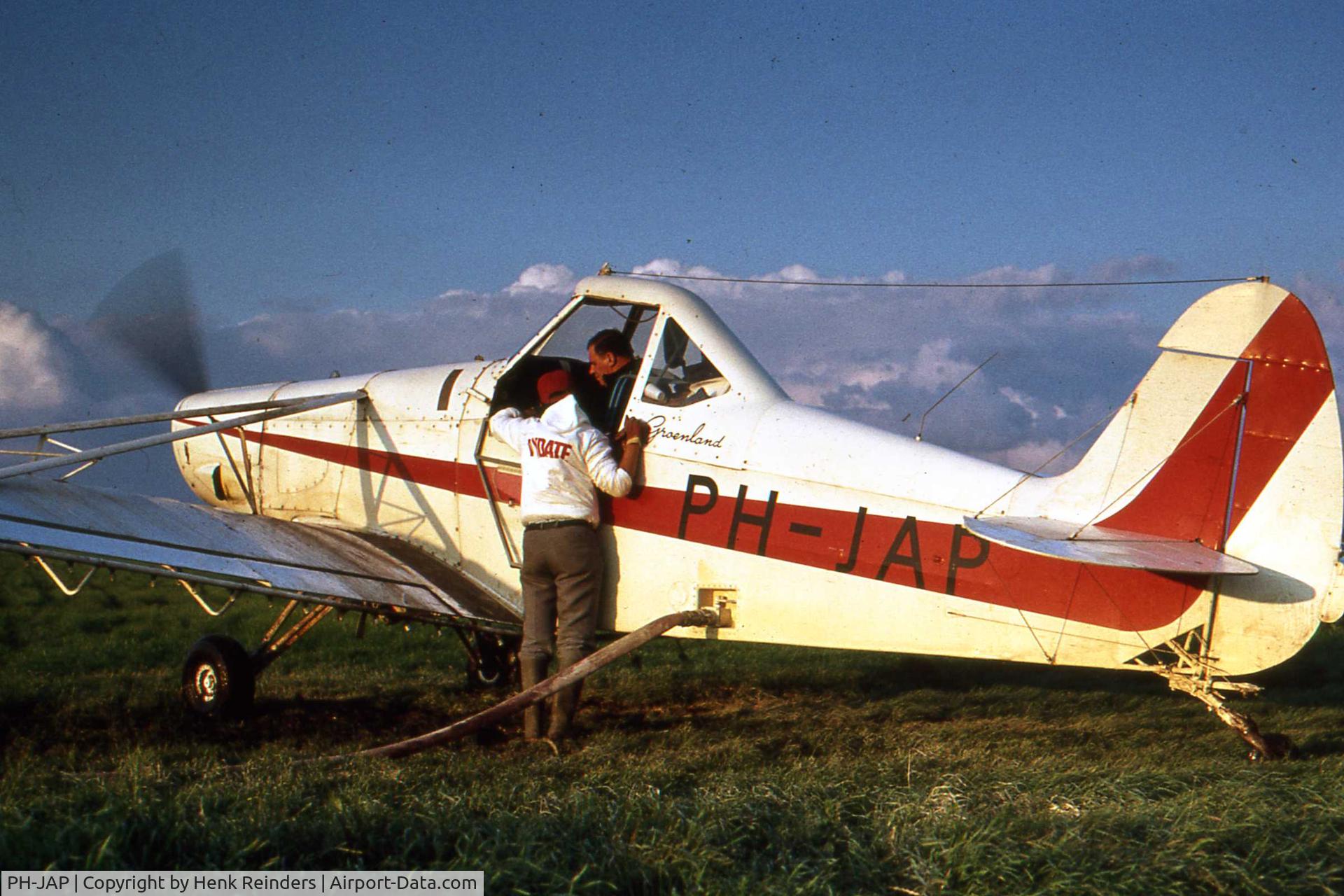 PH-JAP, Piper PA-25-260 Pawnee C C/N 25-3811, Was air spraying near Emmen/Holland
