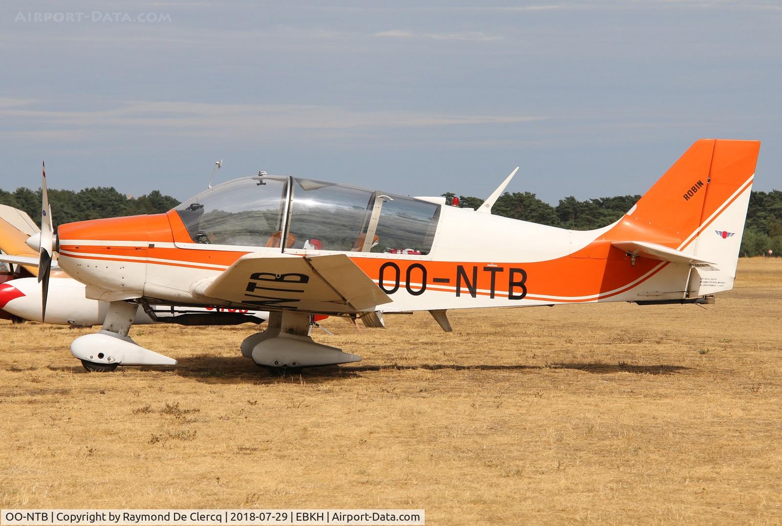 OO-NTB, 1979 Robin DR-400-180R Remorqueur Regent C/N 1441, Keiheuvel Fly in.