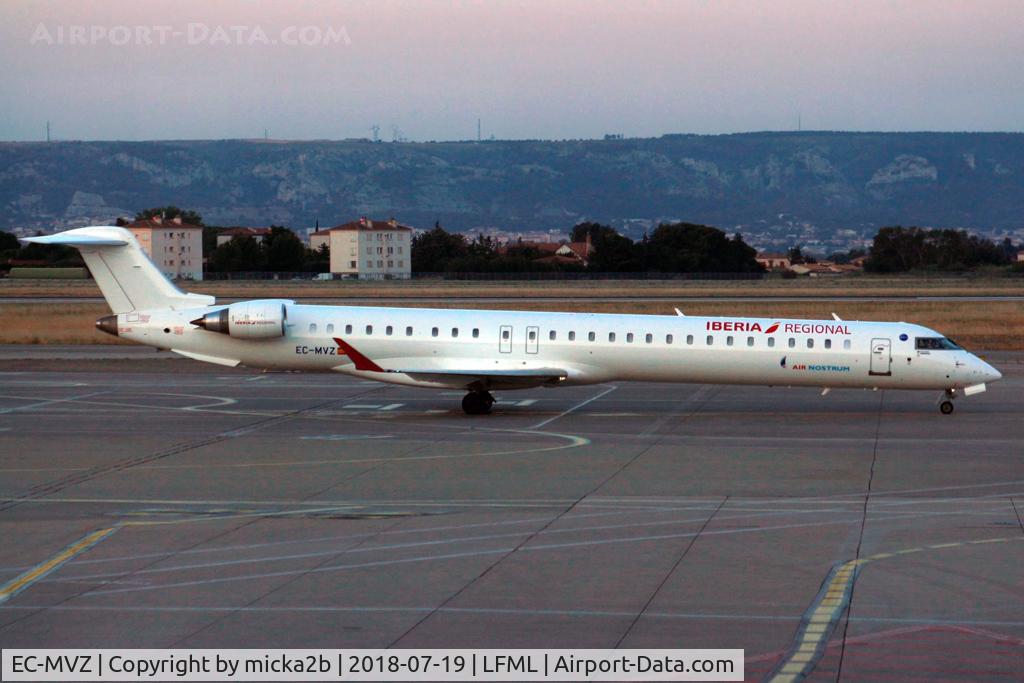 EC-MVZ, 2018 Bombardier CRJ-1000 (CL-600-2E25) C/N 19063, Taxiing
