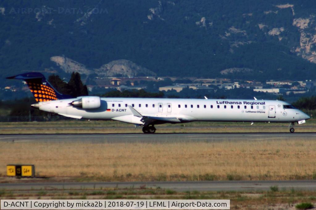 D-ACNT, 2011 Bombardier CRJ-900 NG (CL-600-2D24) C/N 15264, Landing