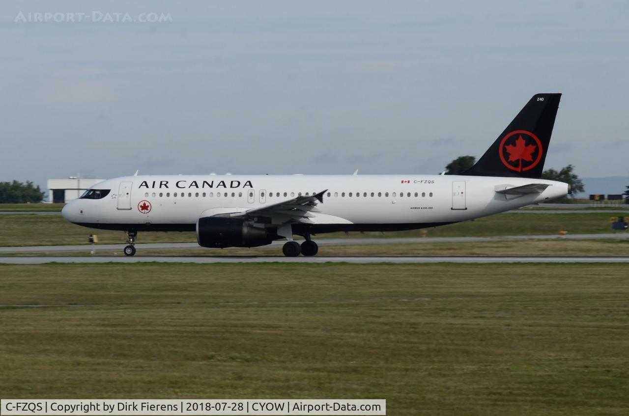 C-FZQS, 2003 Airbus A320-214 C/N 2145, Leaving rwy 25.