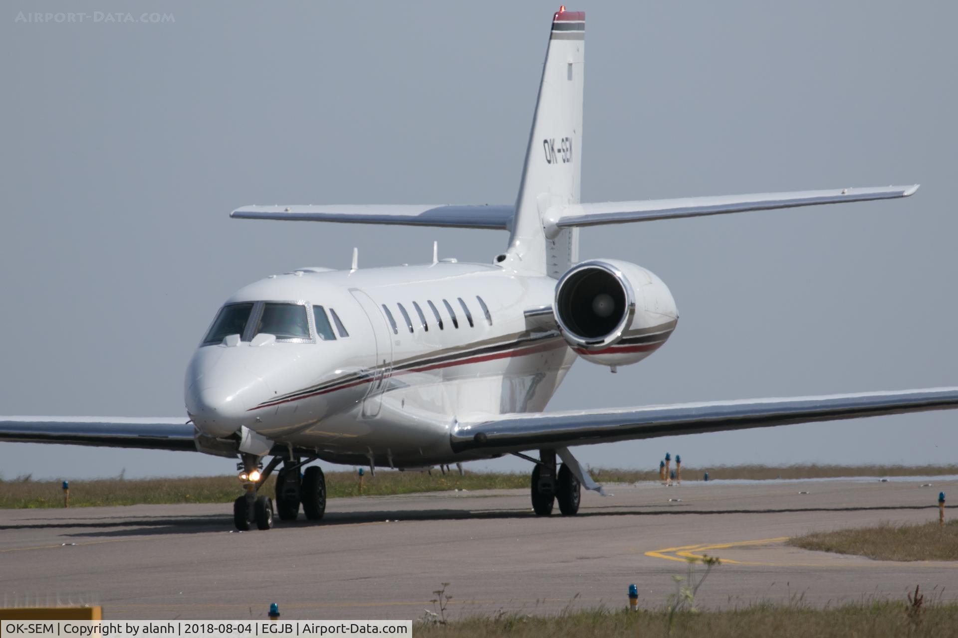 OK-SEM, 2006 Cessna 680 Citation Sovereign C/N 680-0114, Taxiing to east parking