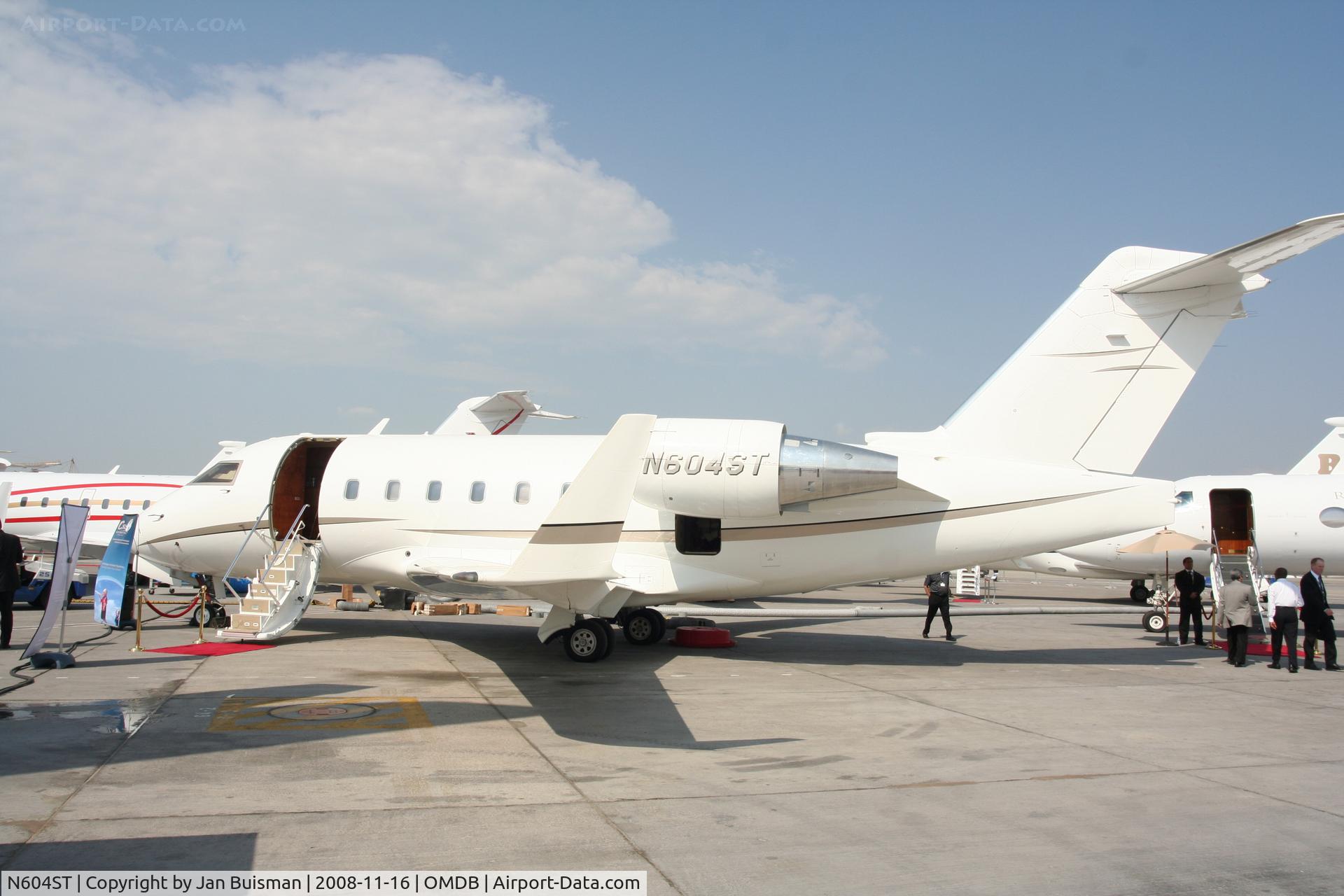 N604ST, 2000 Bombardier Challenger 604 (CL-600-2B16) C/N 5479, Corporate