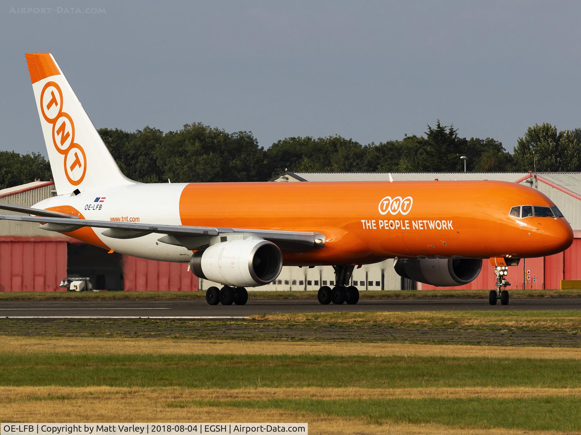 OE-LFB, 1990 Boeing 757-23APF C/N 24868, Arriving @ NWI....