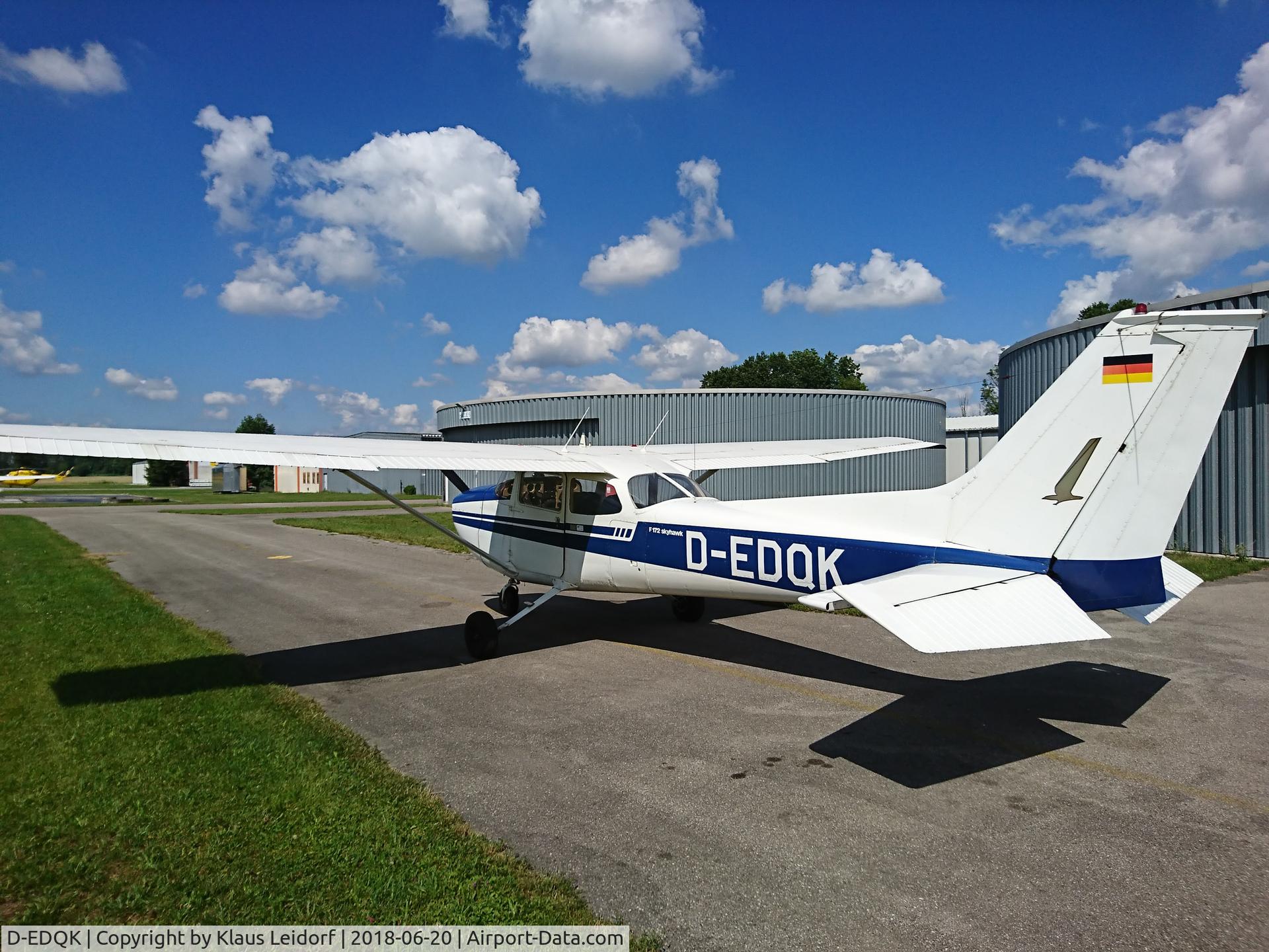 D-EDQK, 1975 Cessna 172M C/N 17201338, D-EDQK at airfield EDML