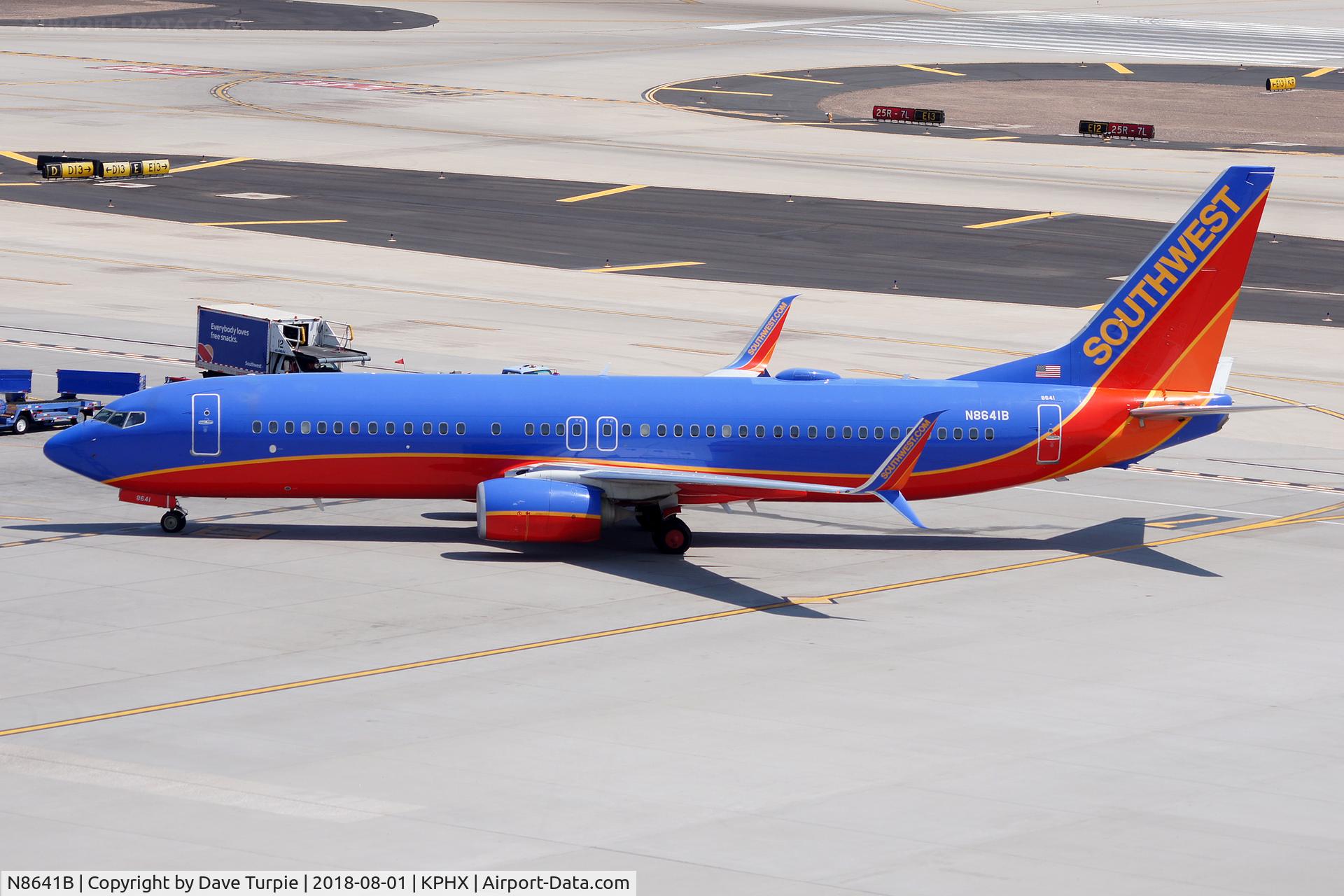 N8641B, 2014 Boeing 737-8H4 C/N 60085, No comment.