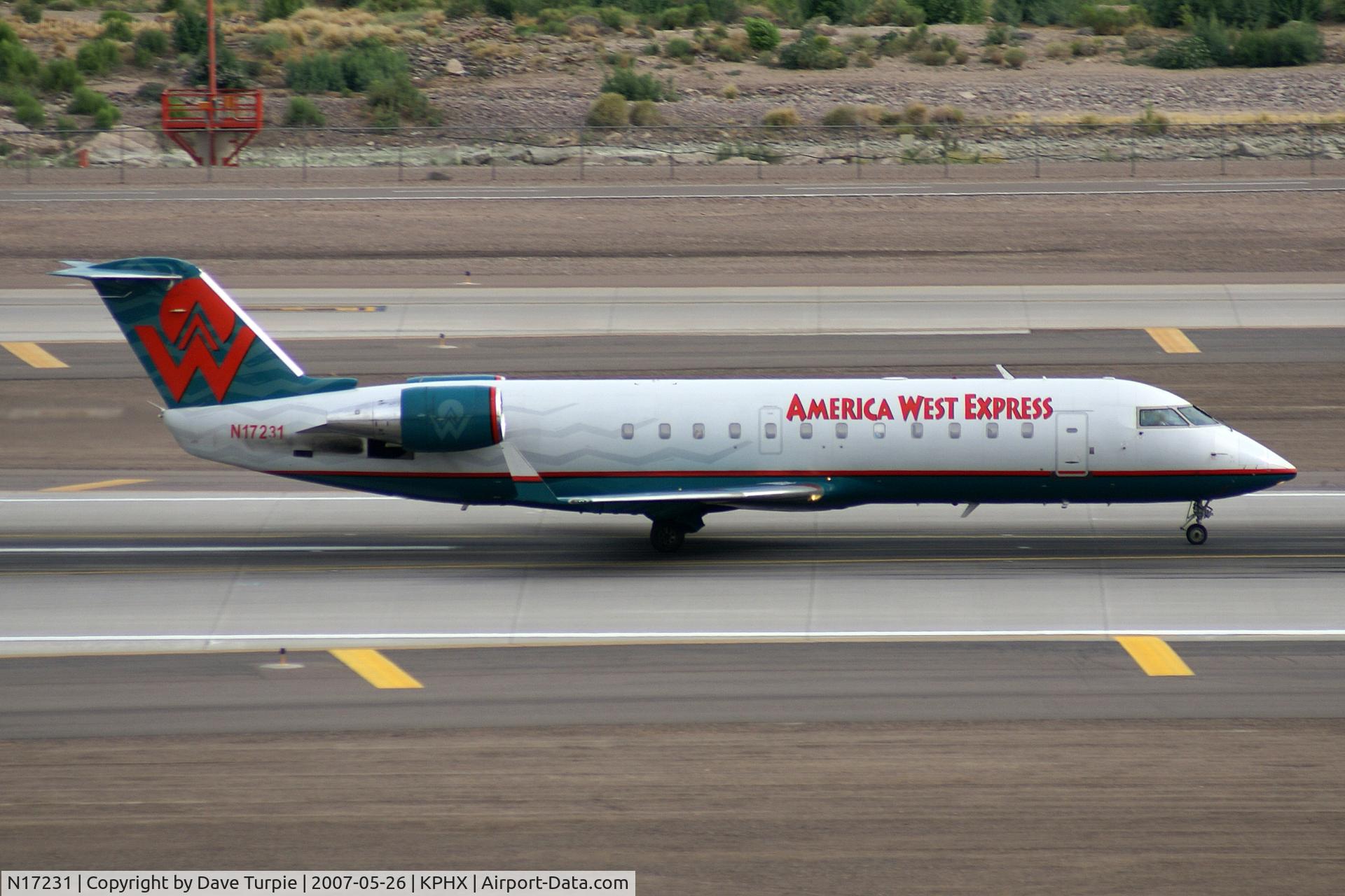 N17231, 1998 Canadair CRJ-200LR (CL-600-2B19) C/N 7231, No comment.