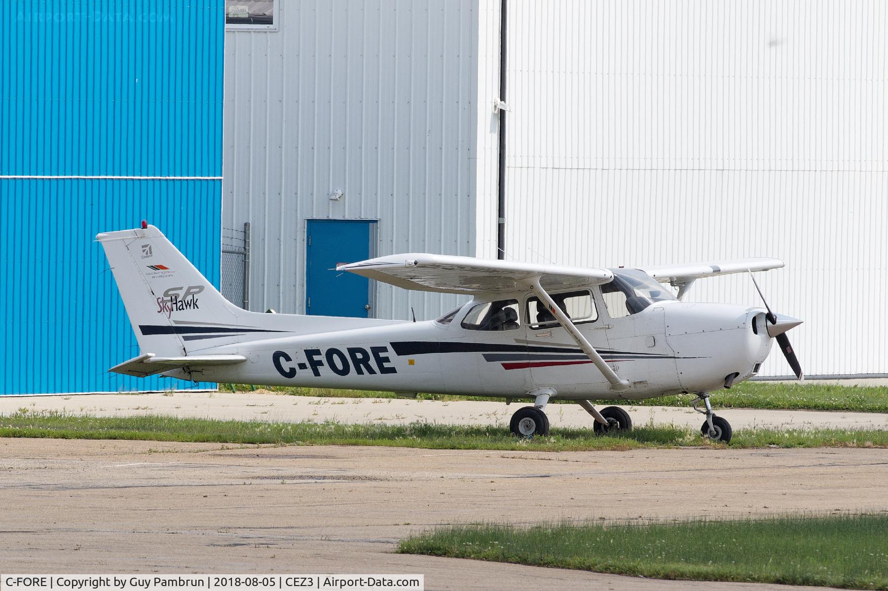 C-FORE, 2001 Cessna 172S Skyhawk SP C/N 172S8846, Tied down....