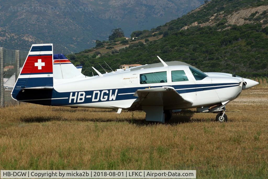 HB-DGW, 1987 Mooney M20J 201 201 C/N 24-1621, Parked