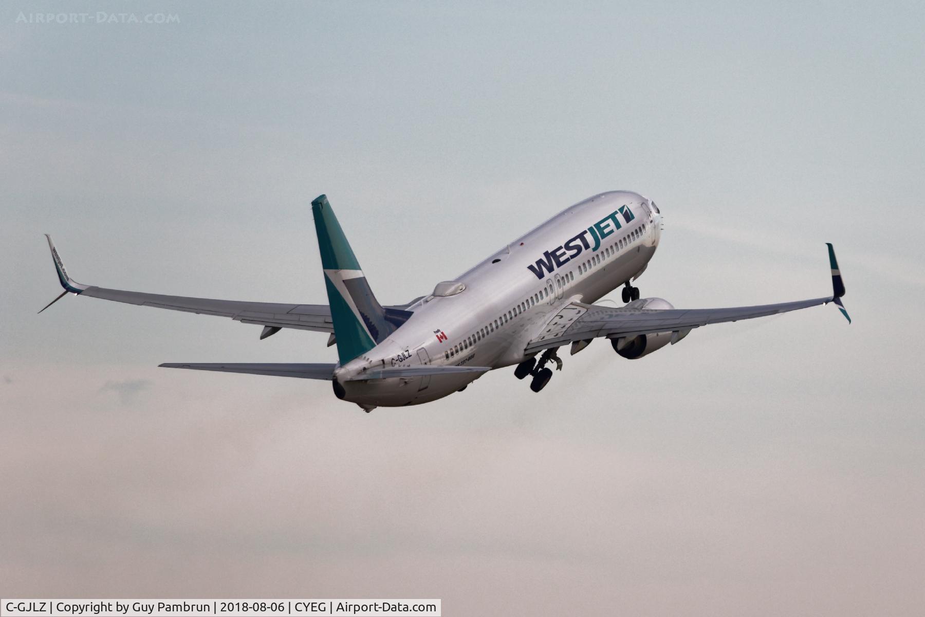 C-GJLZ, 2014 Boeing 737-8CT C/N 60125, Departing