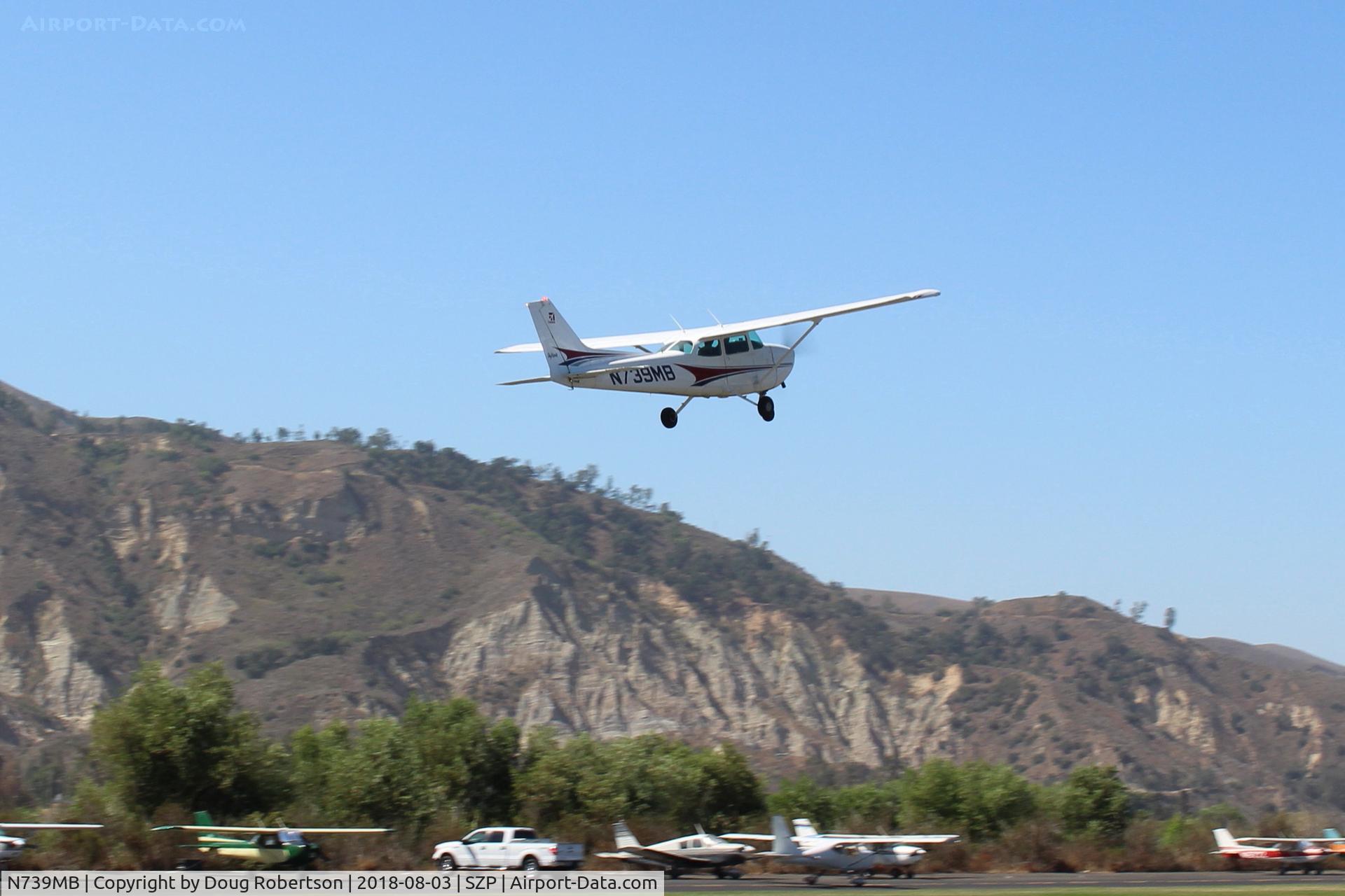 N739MB, 1978 Cessna 172N C/N 17270641, 1978 Cessna 172N SKYHAWK, Lycoming O-320-H2AD 160 Hp, takeoff climb Rwy 22