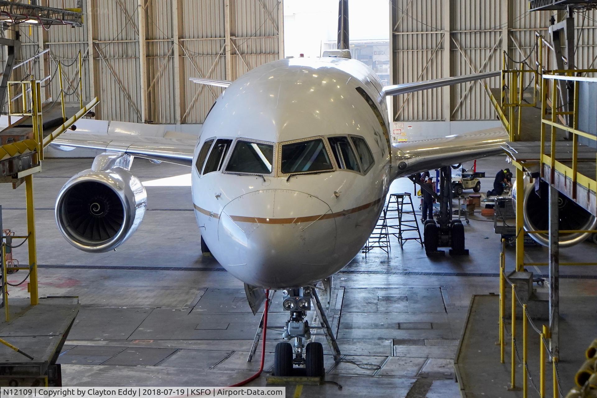 N12109, 1994 Boeing 757-224 C/N 27299, SFO 2018.