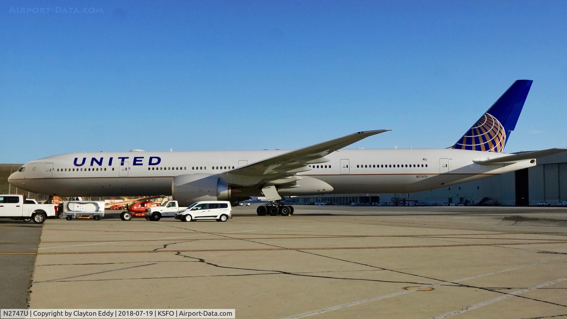 N2747U, 2018 Boeing 777-322/ER C/N 64991, SFO 2018.