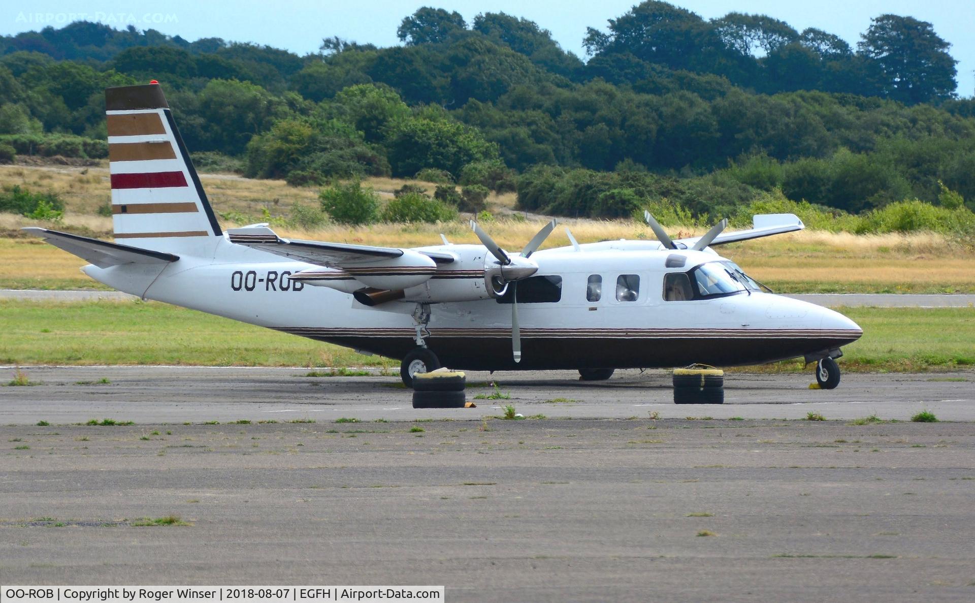 OO-ROB, 1977 Rockwell 690B-GR Turbo Commander C/N 11409, Visiting Rockwell Turbo Commander operated by Robsa International.