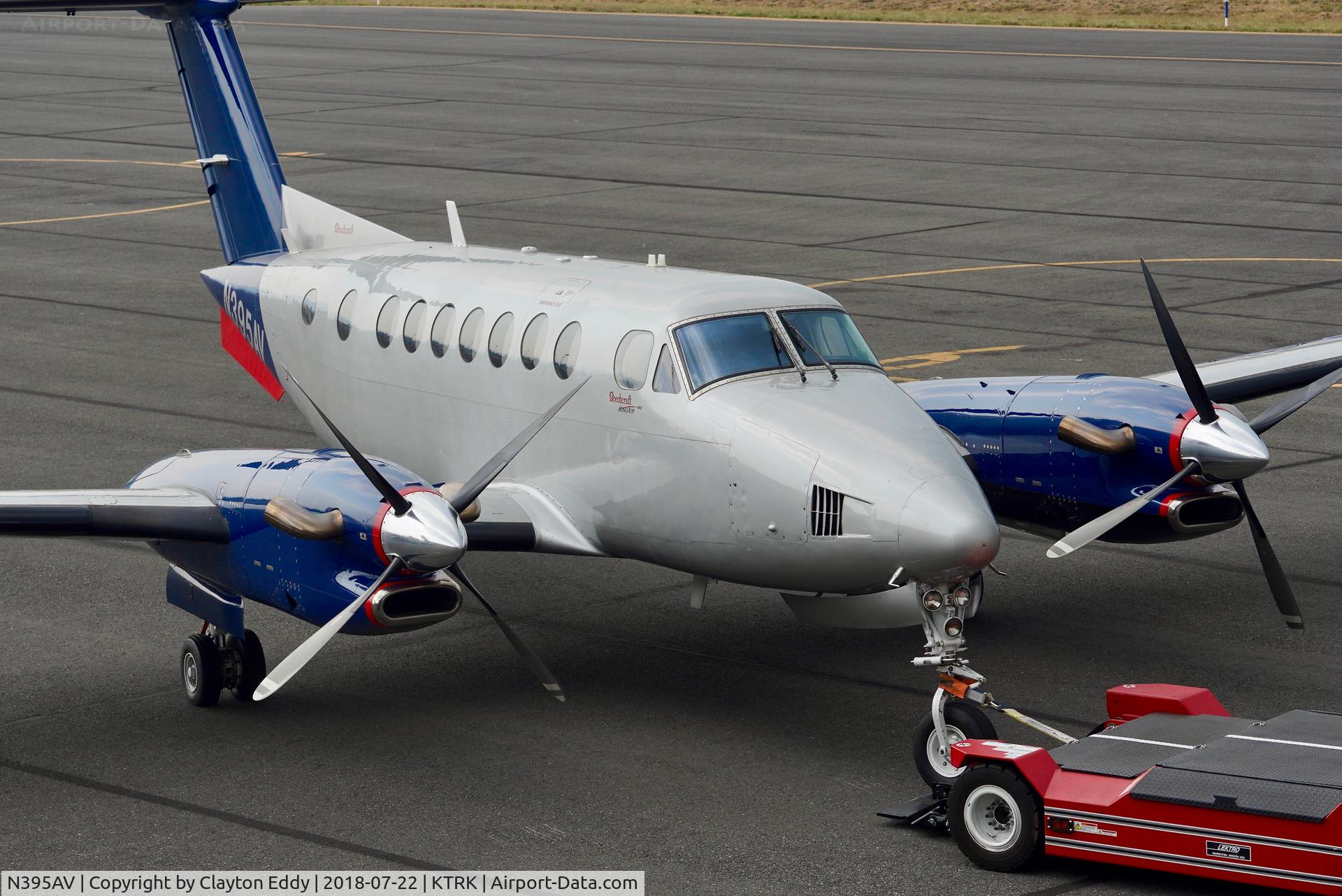 N395AV, 2003 Raytheon Aircraft Company B300 C/N FL-375, Truckee Airport California 2018.