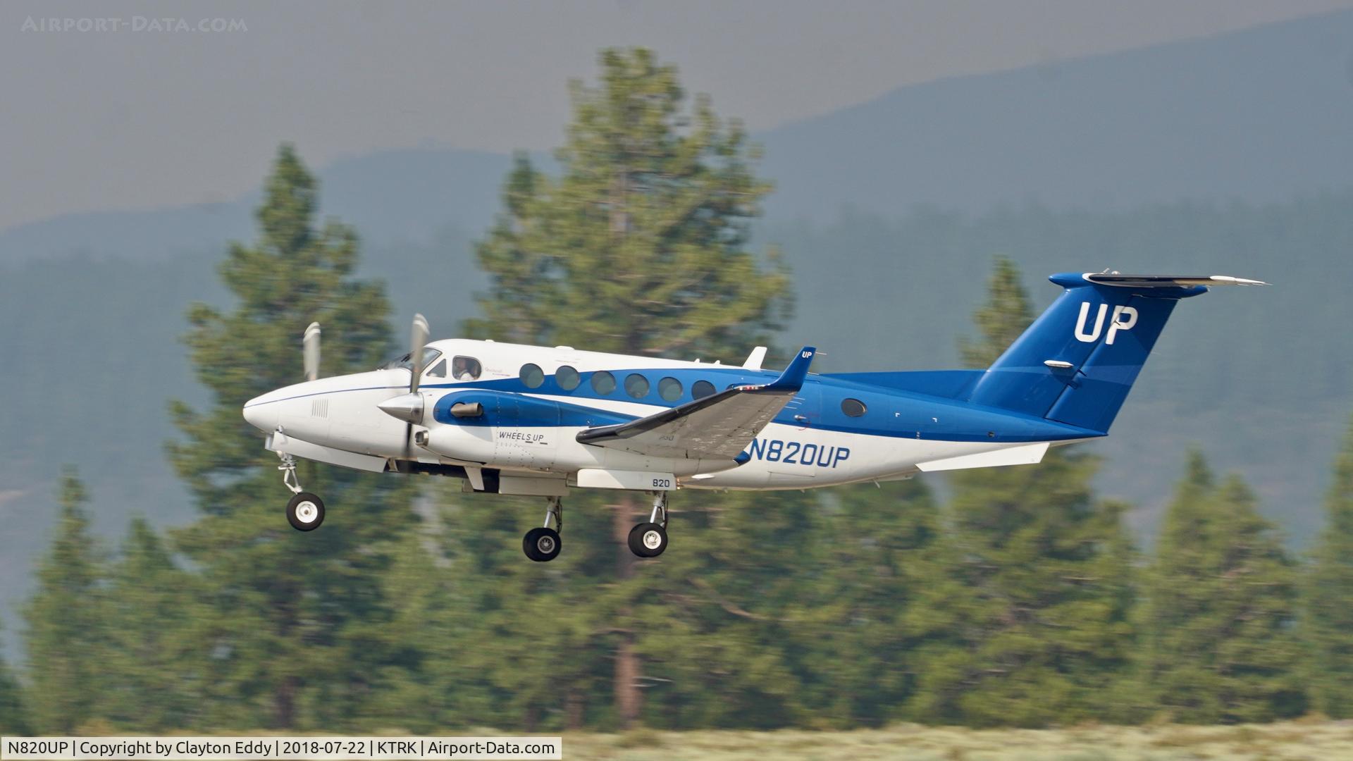 N820UP, 2014 Beechcraft B350i King Air C/N FL-905, Truckee Airport California 2018.