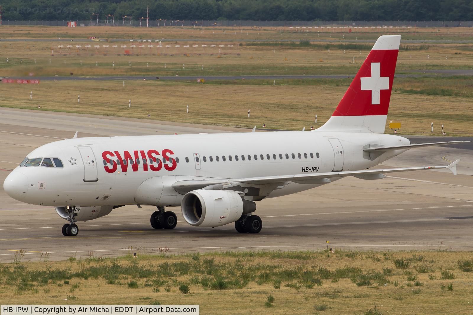 HB-IPW, 1996 Airbus A319-112 C/N 588, Swiss