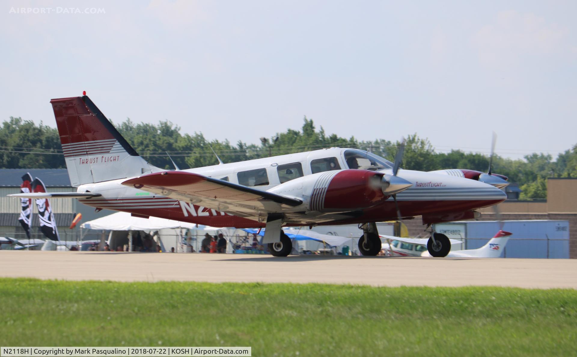 N2118H, 1978 Piper PA-34-200T Seneca II C/N 34-7970046, Piper PA-34-200T
