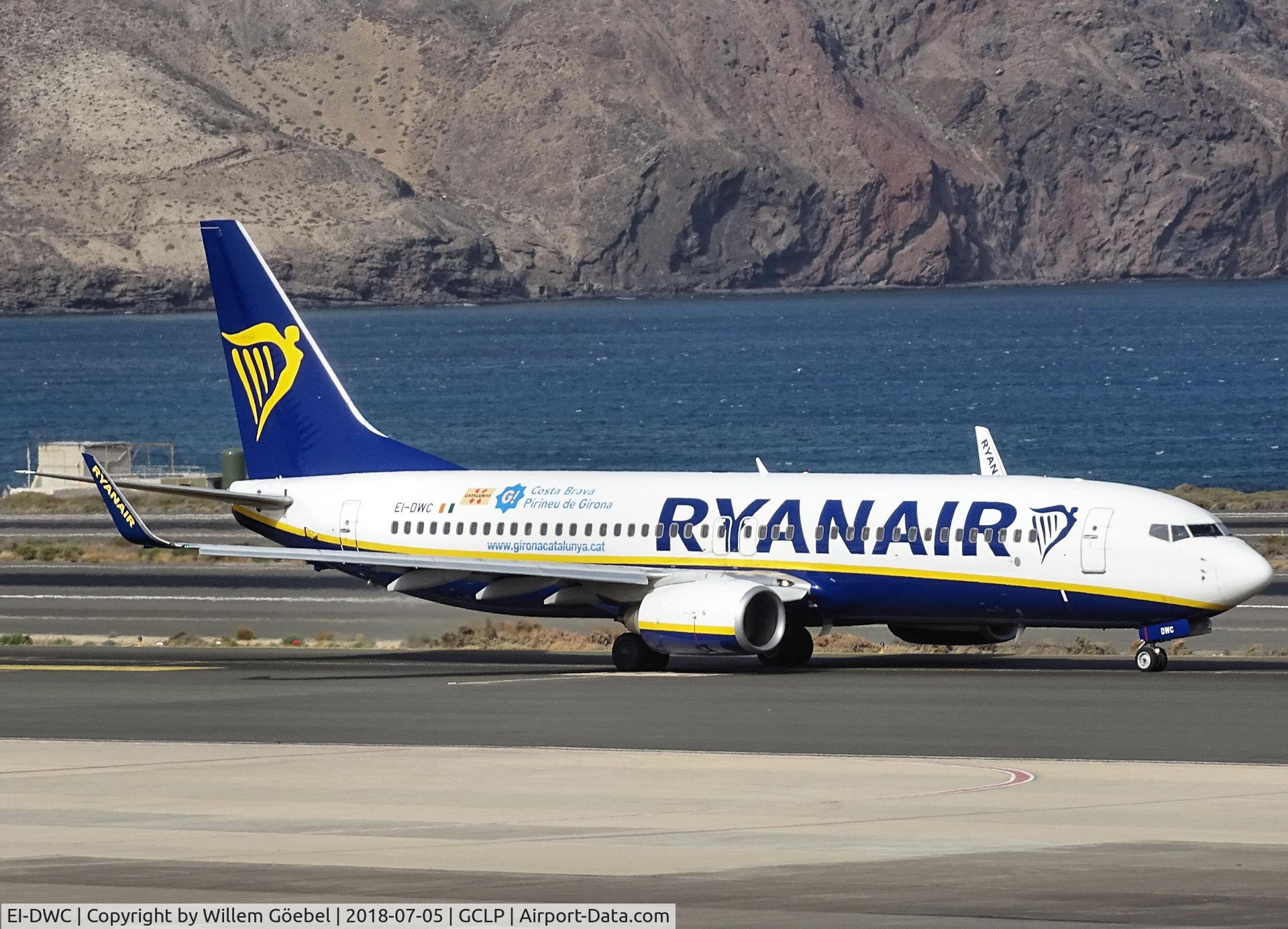 EI-DWC, 2007 Boeing 737-8AS C/N 36076, Taxi to runway of LPA