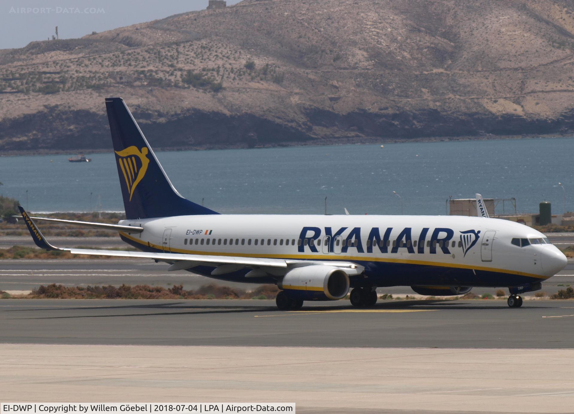 EI-DWP, 2007 Boeing 737-8AS C/N 36082, Taxi to runway of LPA