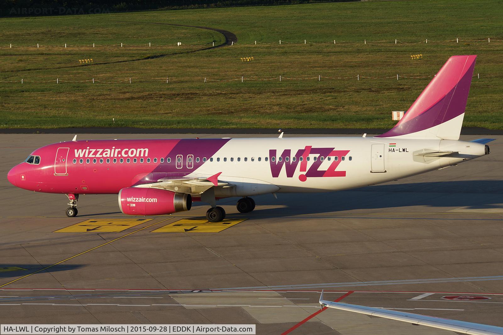 HA-LWL, 2011 Airbus A320-232 C/N 4736, 