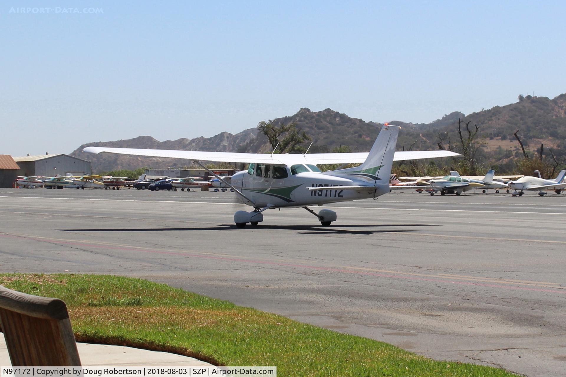 N97172, 1984 Cessna 172P C/N 17276162, 1984 Cessna 172 SKYHAWK, Lycoming O-320-D2J 160 Hp, taxi back