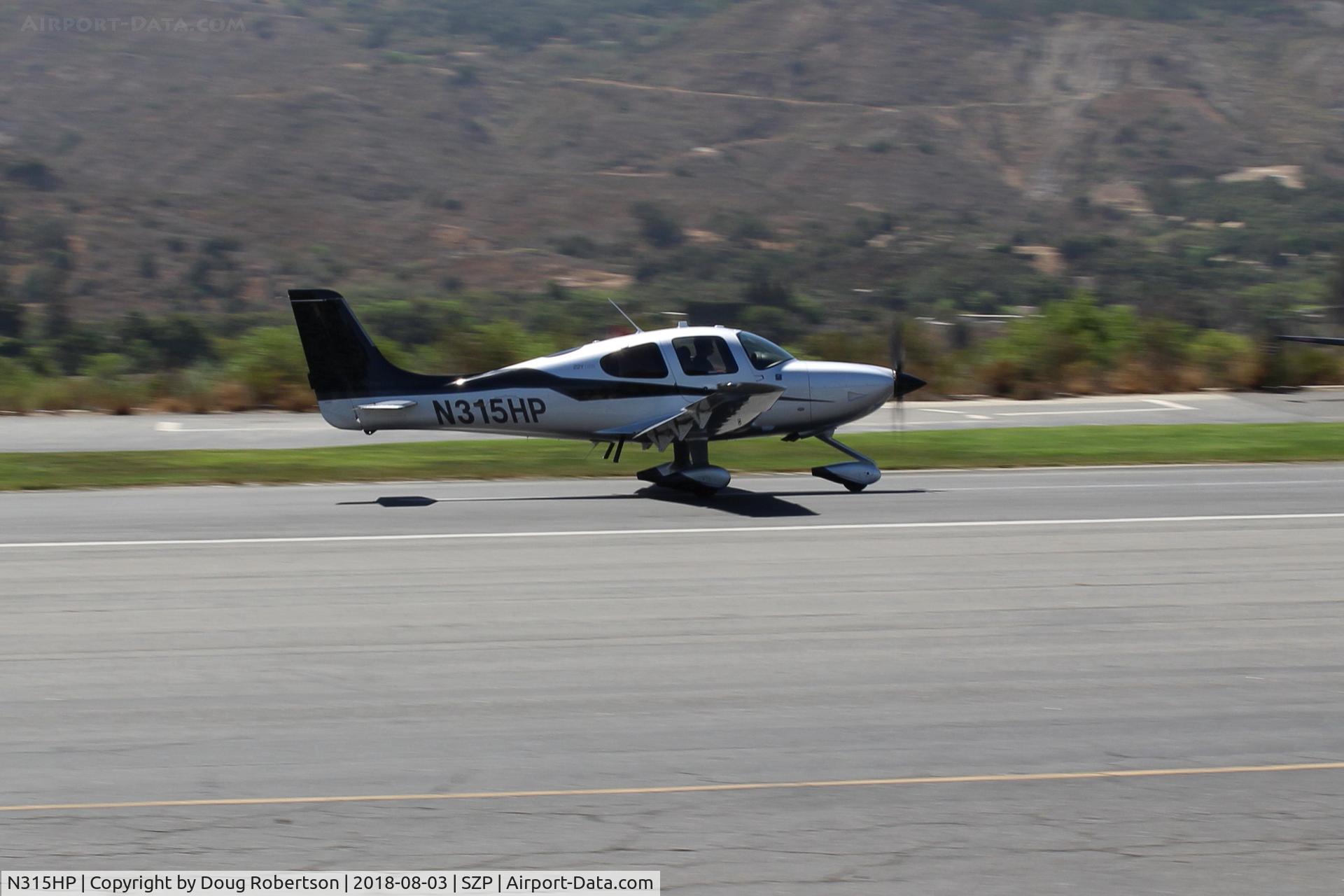 N315HP, 2015 Cirrus SR22T C/N 1014, 2015 Cirrus SR22T, takeoff roll Rwy 22