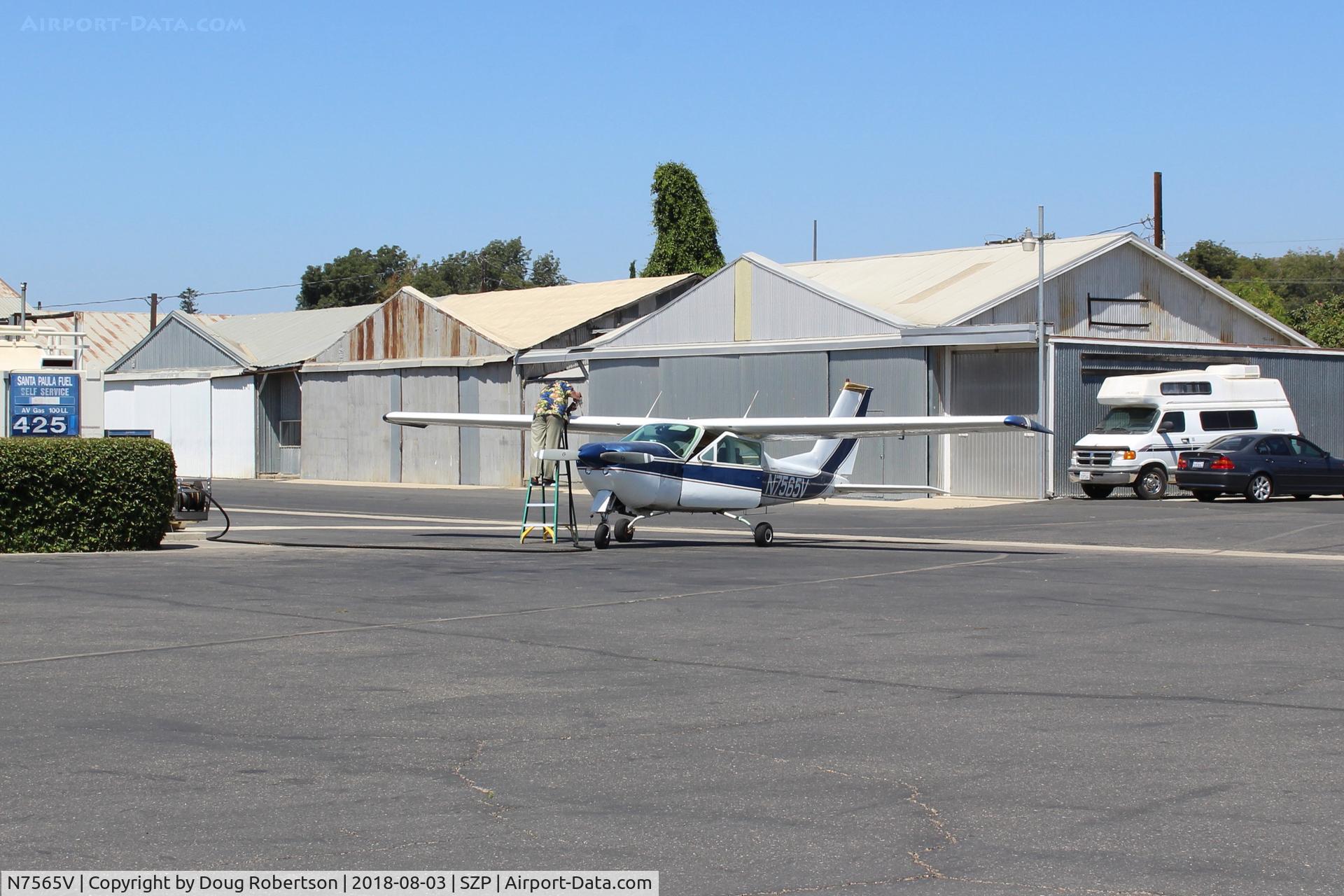 N7565V, 1976 Cessna 177RG Cardinal C/N 177RG0856, 1976 Cessna 177RG CARDINAL, Lycoming IO-360-A1B6D, awaiting Fuel Dock