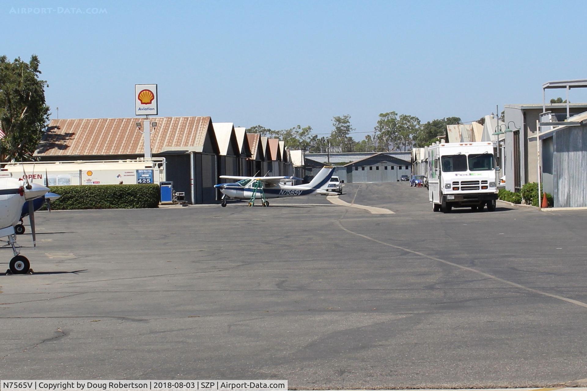 N7565V, 1976 Cessna 177RG Cardinal C/N 177RG0856, 1976 Cessna 177RG CARDINAL, Lycoming IO-360-A1B6D, at Fuel Dock