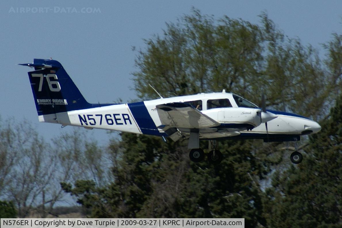 N576ER, 2002 Piper PA-44-180 Seminole C/N 4496152, No comment.