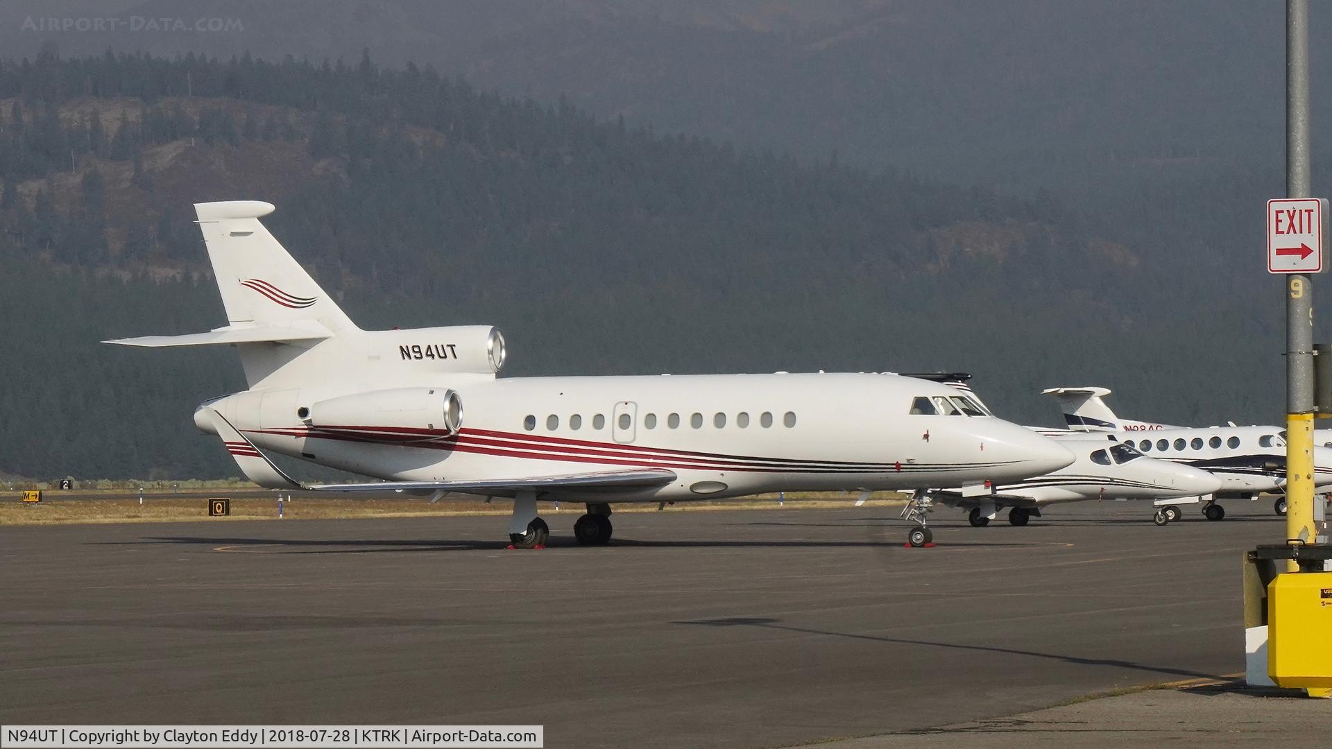 N94UT, 2002 Dassault Falcon 900EX C/N 105, Truckee Airport California 2018.