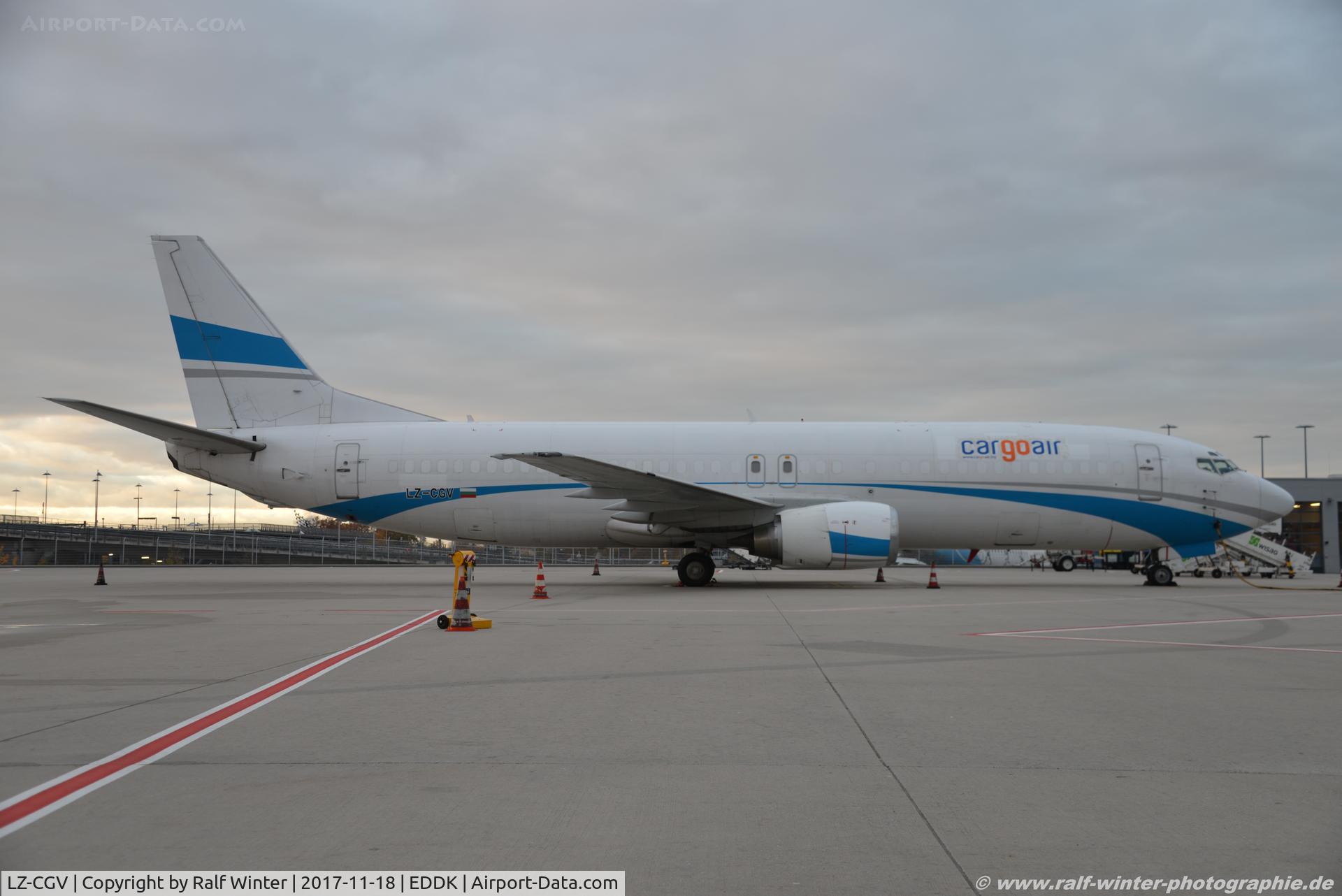 LZ-CGV, 1997 Boeing 737-405SF C/N 25795, Boeing 737-405 - CGF CarGo Air - 25795 - LZ-CGV - 18.11.2017 - CGN