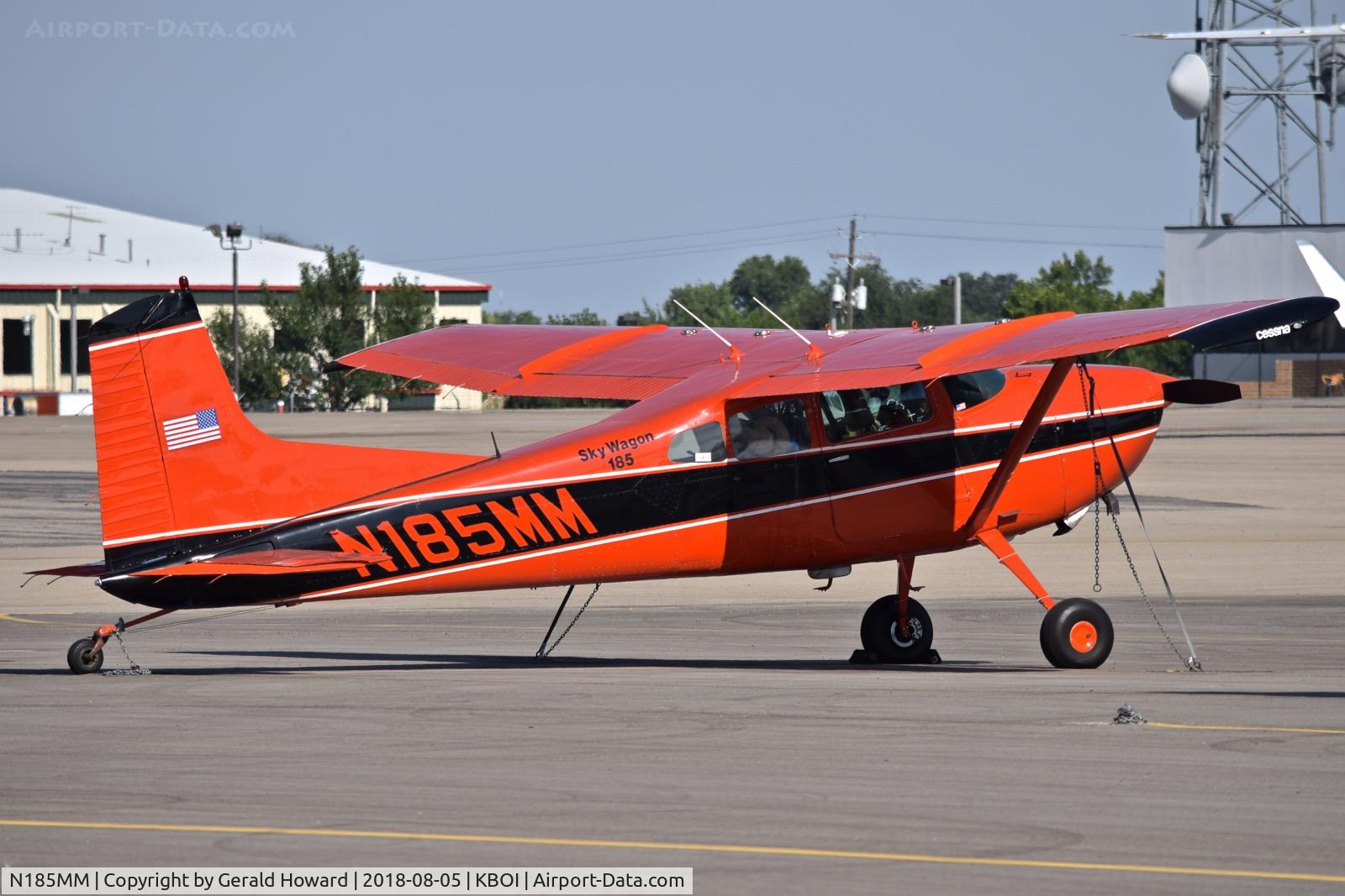 N185MM, 1971 Cessna A185E Skywagon 185 C/N 18501857, Parked on the north GA ramp.