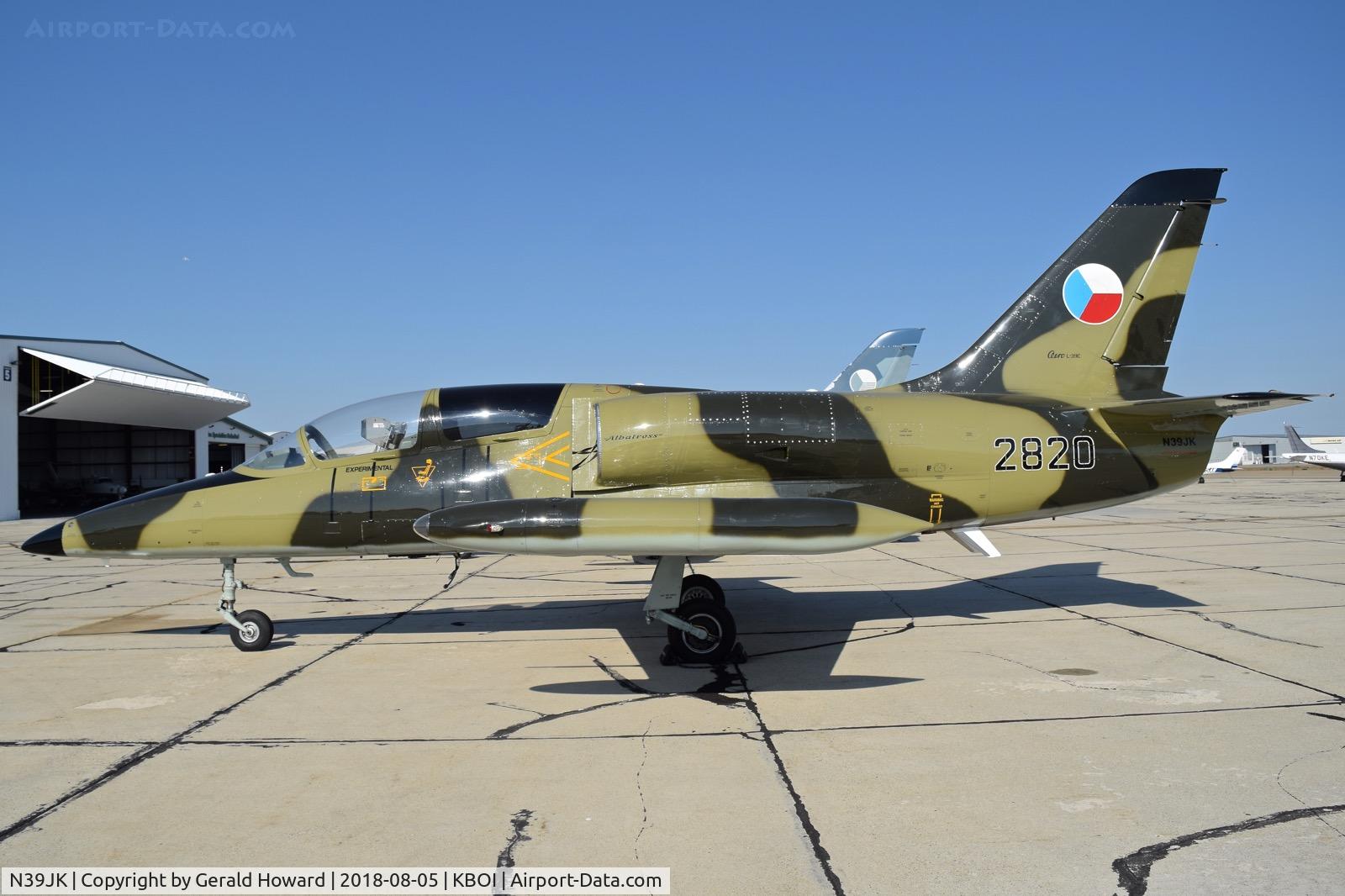N39JK, 1984 Aero L-39C Albatros C/N 432820, parked on the south GA ramp.