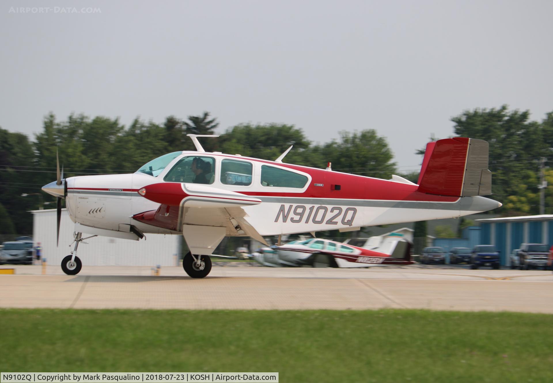 N9102Q, 1970 Beech V35B Bonanza C/N D-9227, Beech V35B