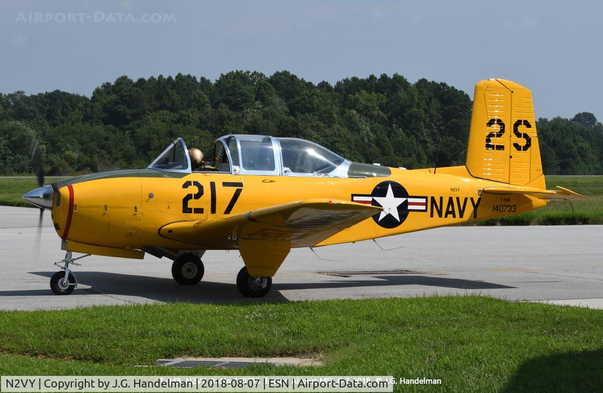 N2VY, 1955 Beech D-45 (T-34B) Mentor C/N BG-67, Taxiing to duty runway.