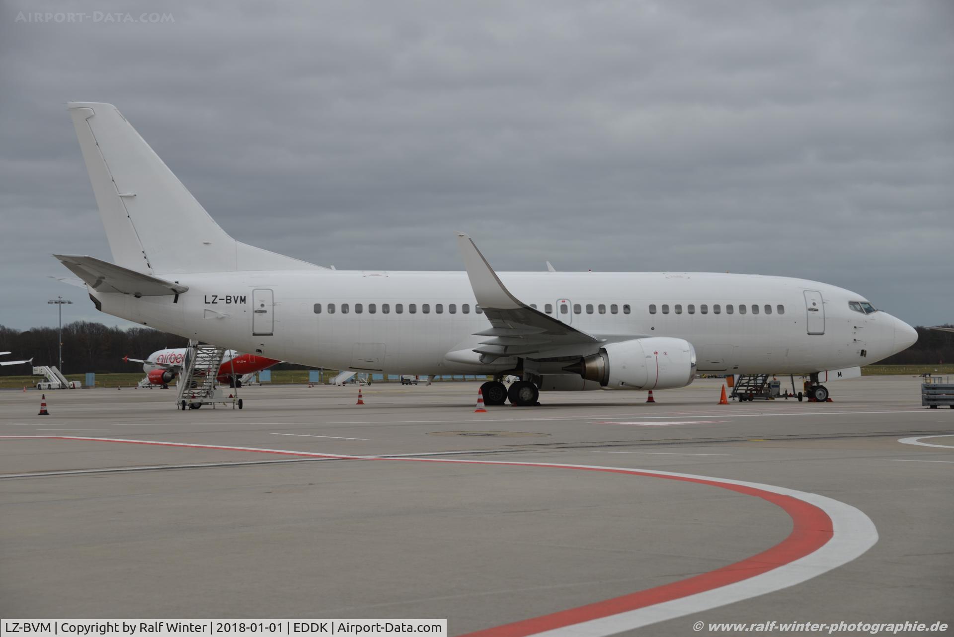 LZ-BVM, 1998 Boeing 737-31S C/N 29100, Boeing 737-31S(W) - BVL Bul Air - 29100 - LZ-BVM - 01.01.2018 - CGN
