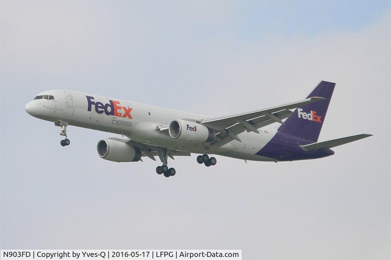 N903FD, 1993 Boeing 757-2B7 C/N 27124, Boeing 757-2B7, Short approach rwy 27R, Paris-Roissy Charles De Gaulle airport (LFPG-CDG)