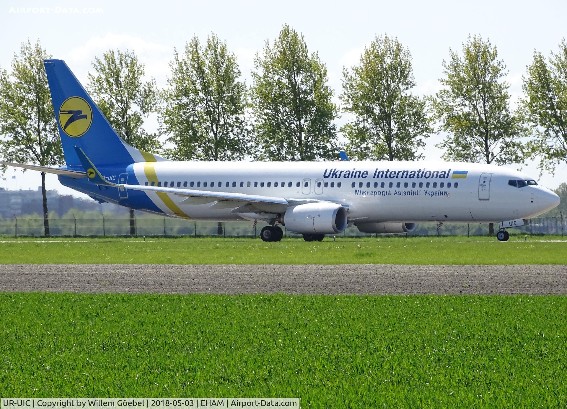 UR-UIC, 2018 Boeing 737-8KV C/N 63406, Taxi to runway 36L of Schiphol Airport