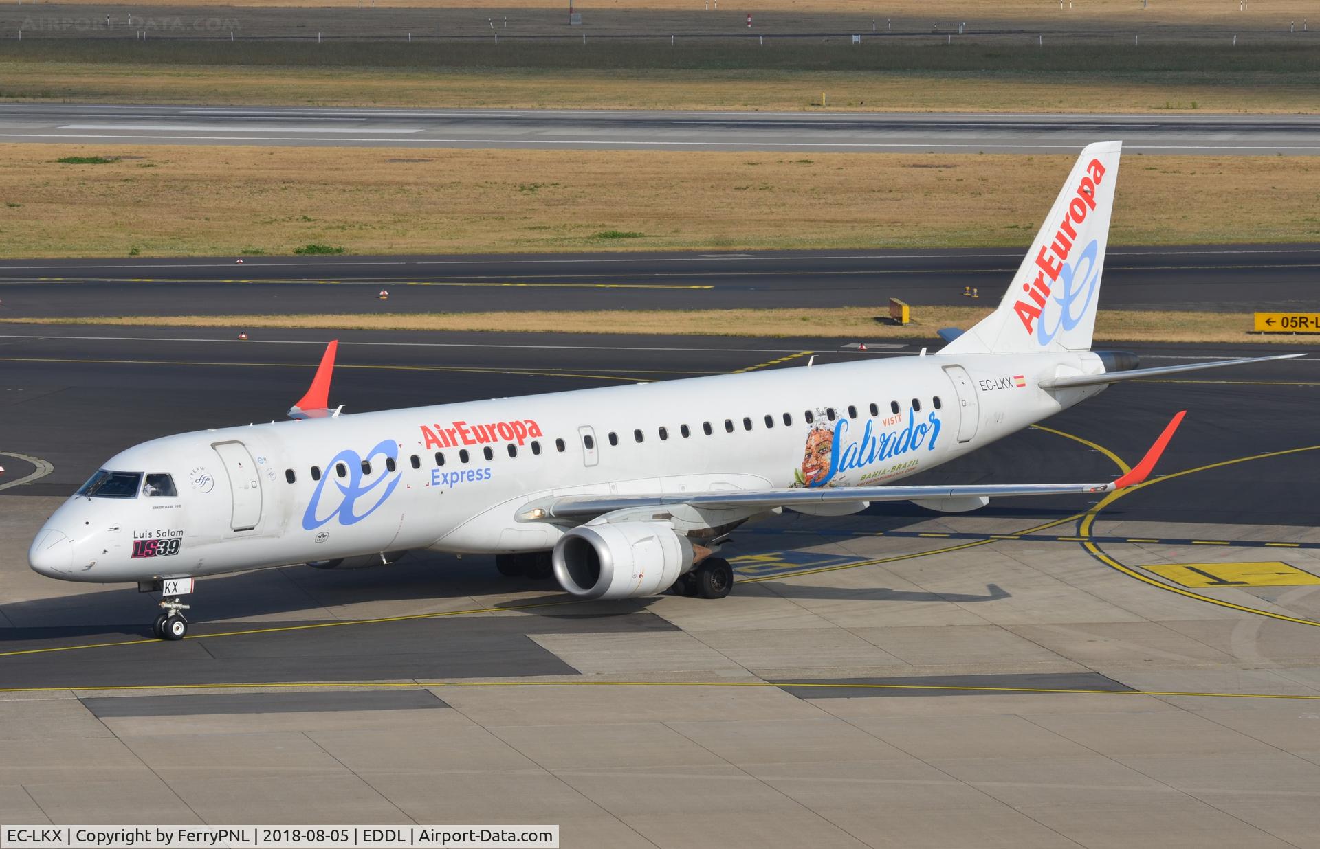 EC-LKX, 2011 Embraer 195LR  (ERJ-190-200LR) C/N 19000437, ERJ195 taxying in