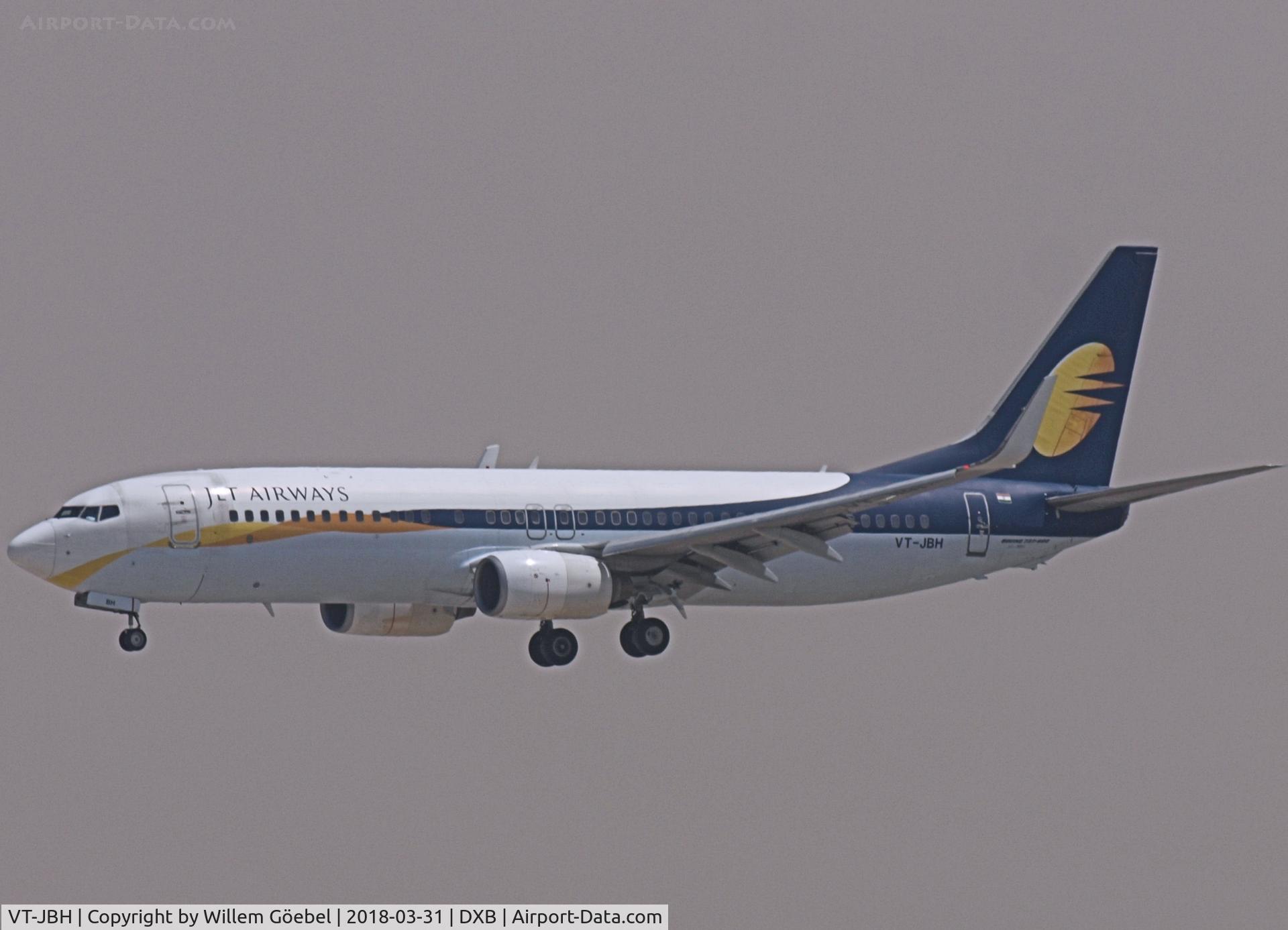 VT-JBH, 2009 Boeing 737-85R C/N 35289, Landing on DUBAI INTERNATIONAL Airport