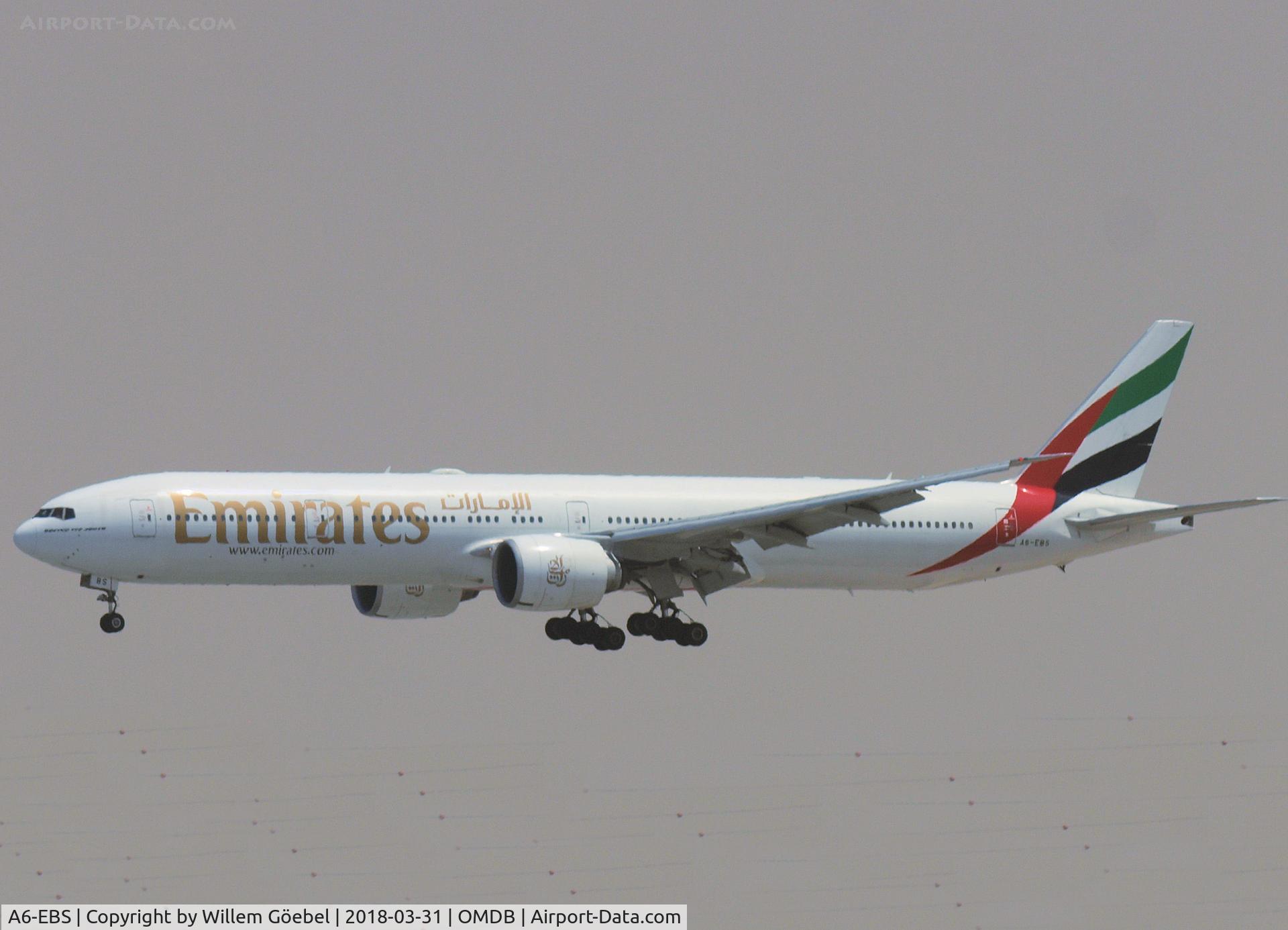 A6-EBS, 2006 Boeing 777-31H/ER C/N 32715, Landing on DUBAI INTERNATIONAL Airport