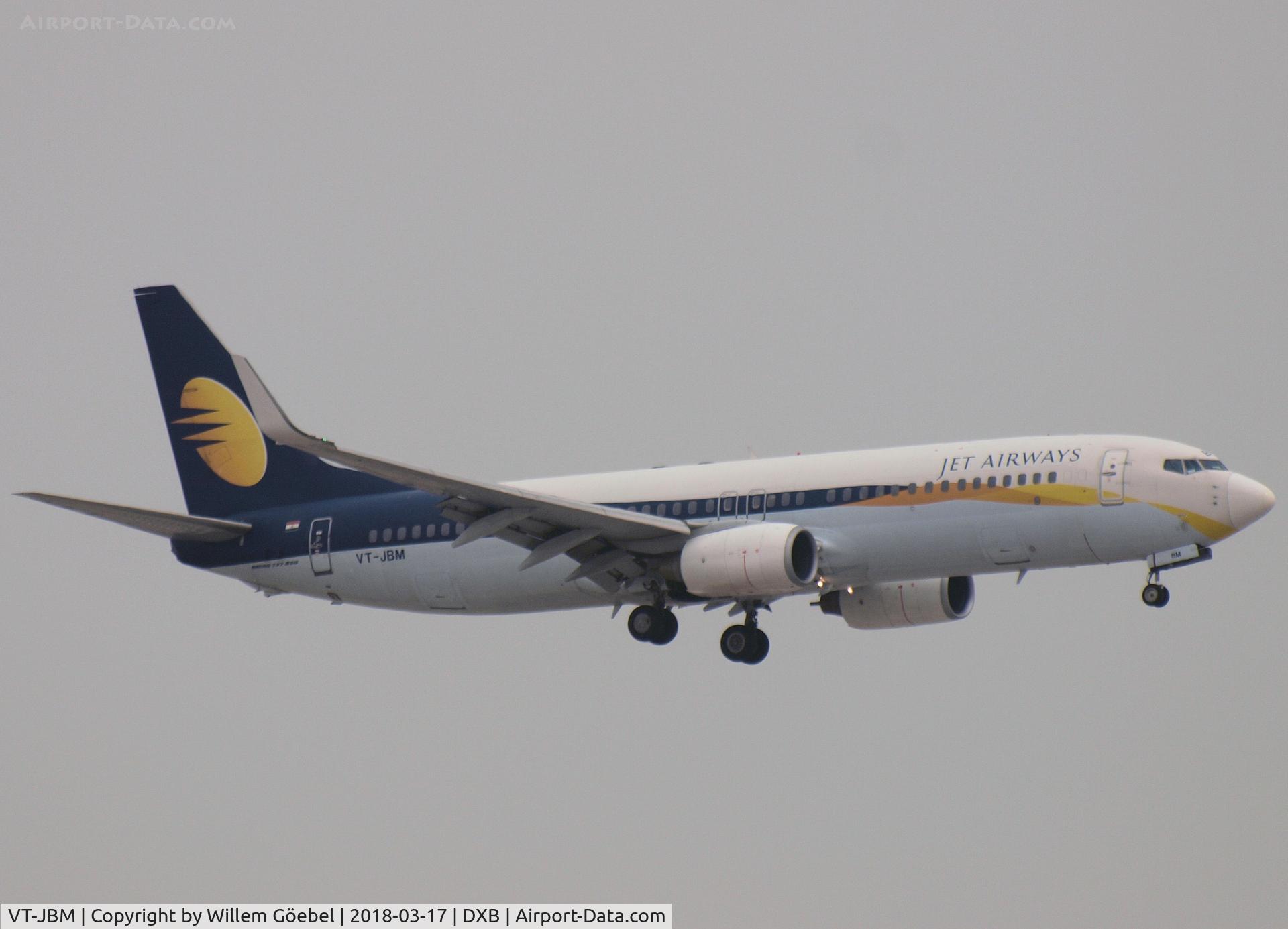 VT-JBM, 2009 Boeing 737-86N C/N 36817, Landing on DUBAI INTERNATIONAL Airport