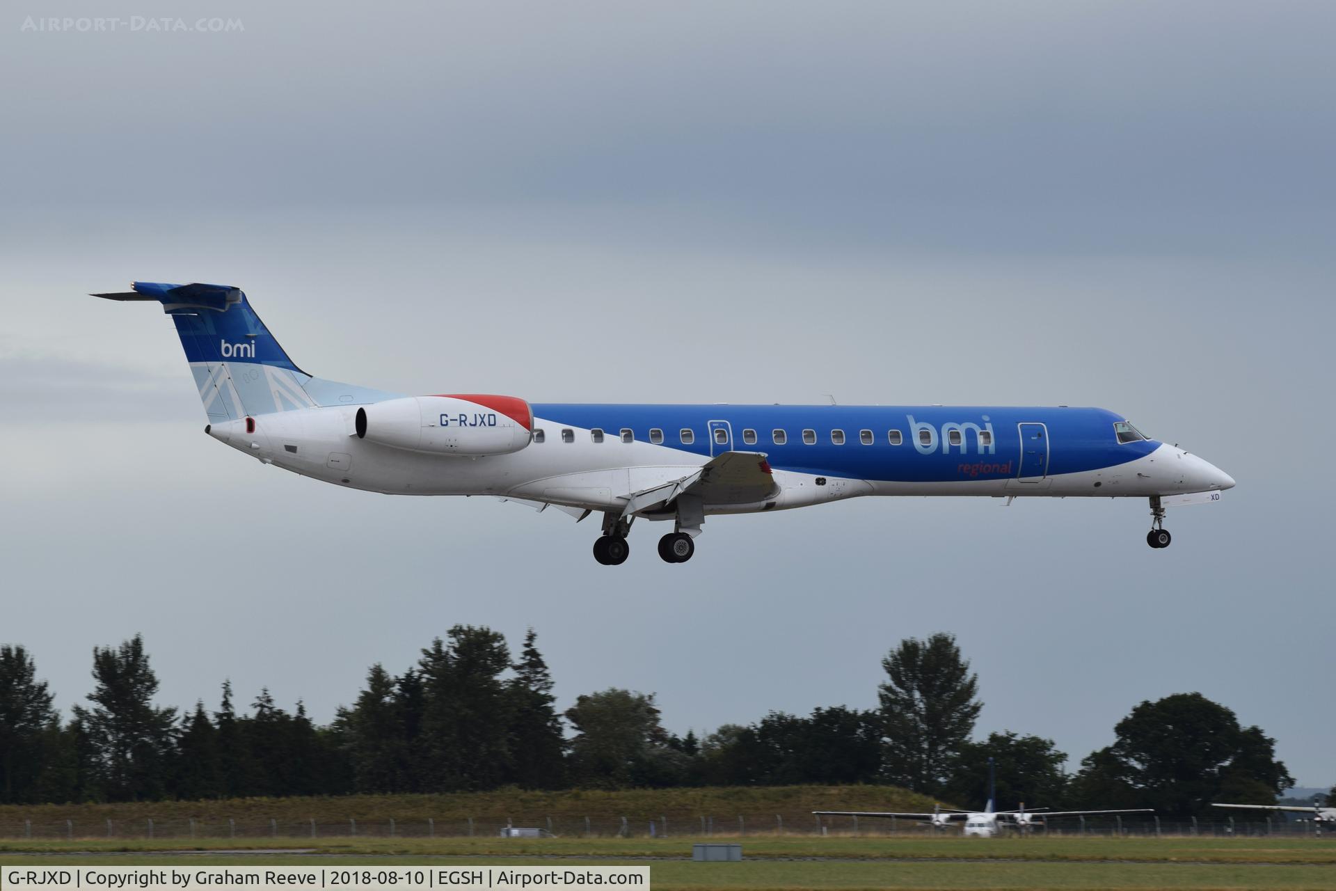 G-RJXD, 2000 Embraer EMB-145EP (ERJ-145EP) C/N 145207, Landing at Norwich.