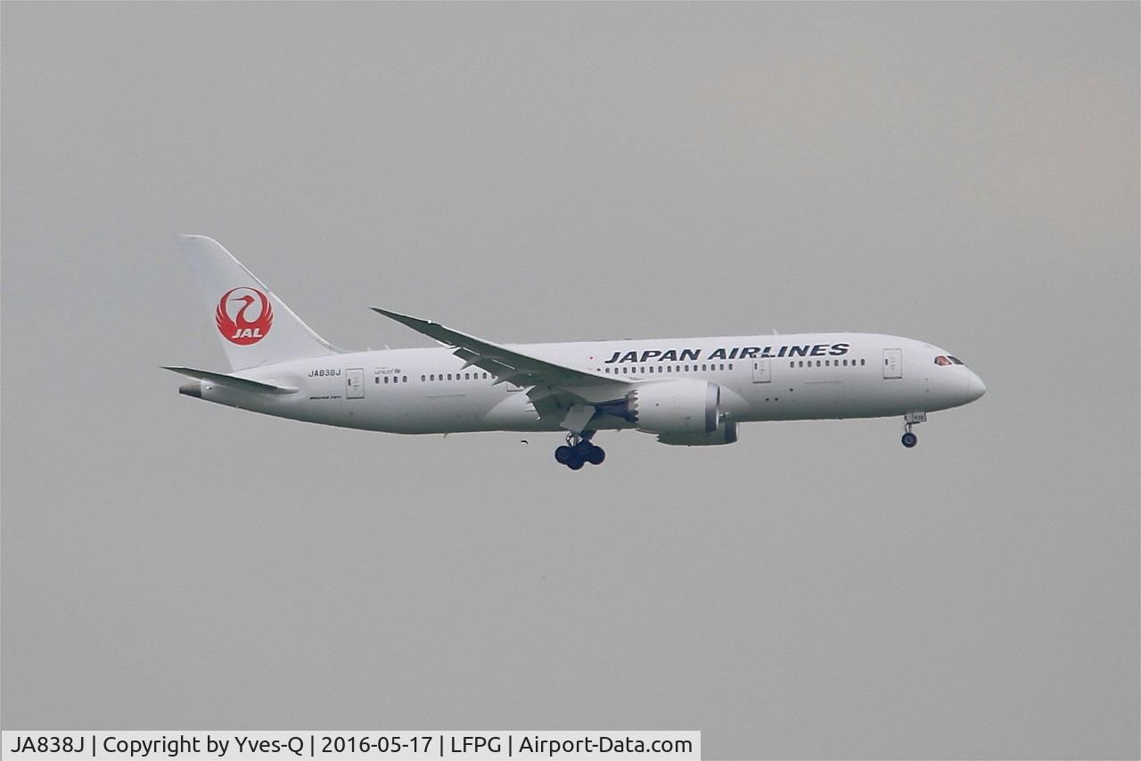 JA838J, 2014 Boeing 787-8 Dreamliner C/N 34849, Boeing 787-8 Dreamliner, On final Rwy 26L, Roissy Charles De Gaulle Airport (LFPG-CDG)